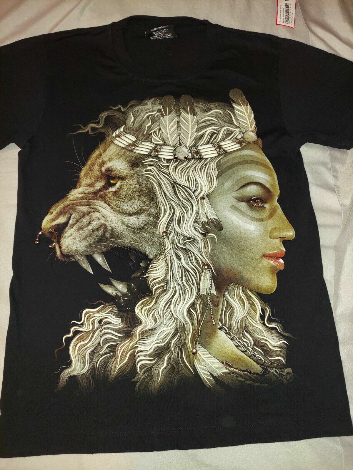 Rock Chang Original Lion Hand Painted w/Silver stud and Nose Ring T-Shirt Small