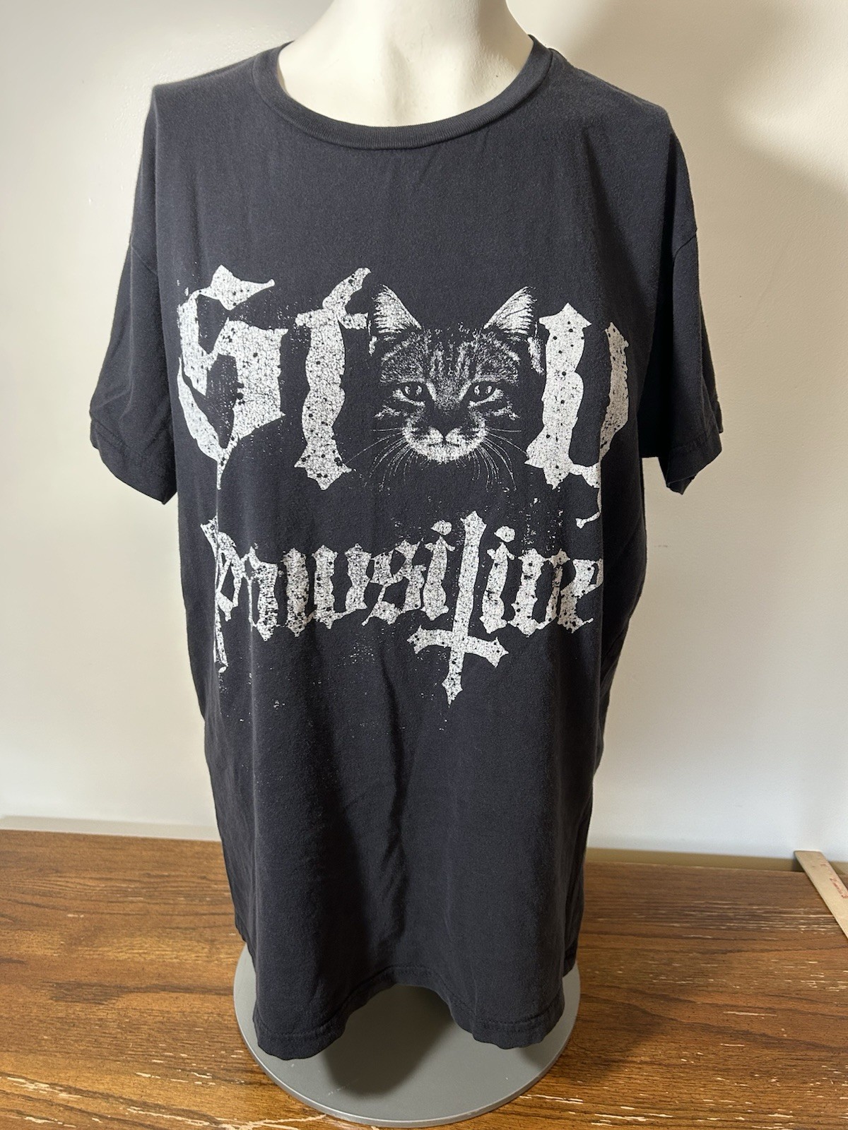 Blackcraft Cult Vintage Stay Pawsitive Cat Shirt Size Small