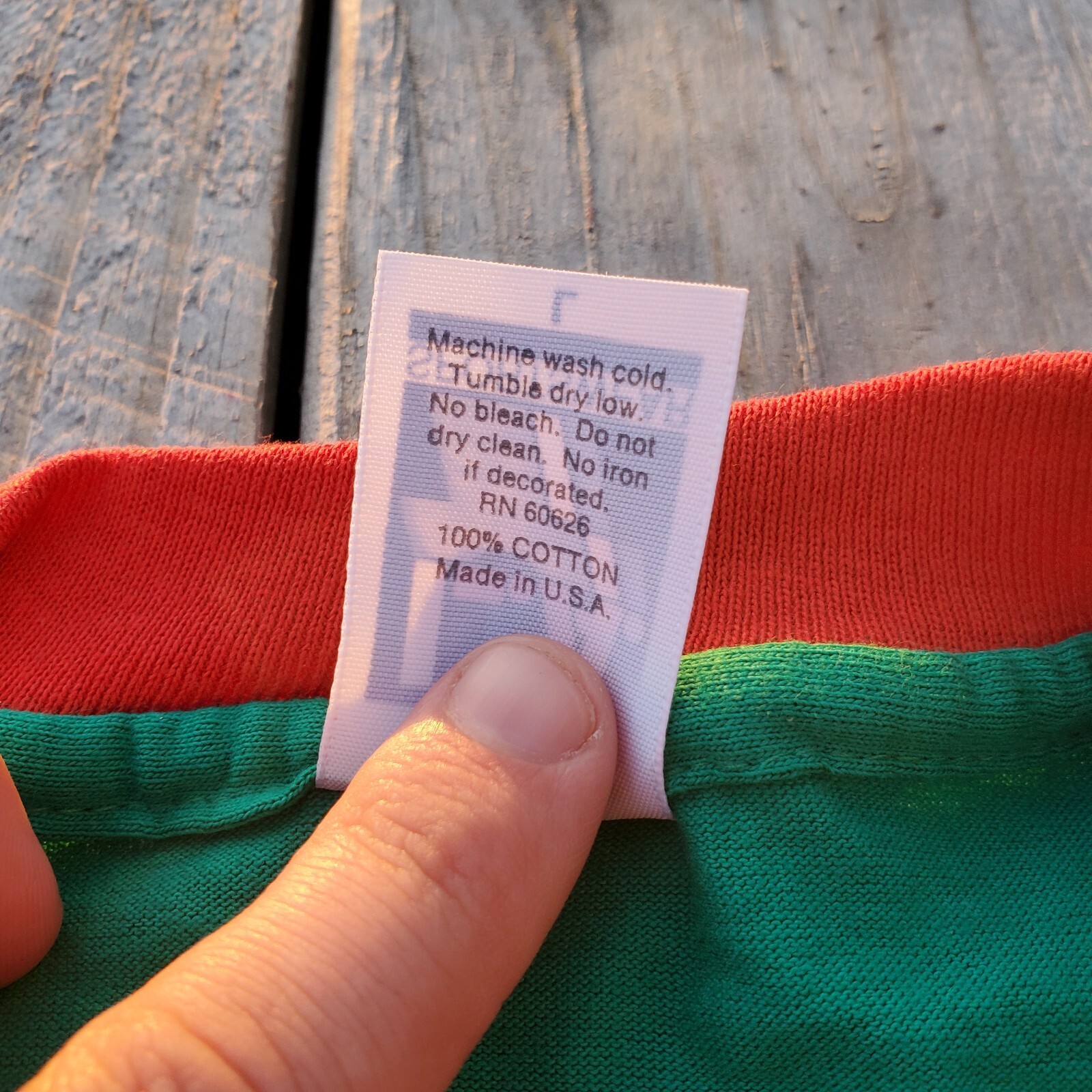 Vintage Men LA Sportswear Blank Large Single Stitch Shirt Green Red Sleeves USA