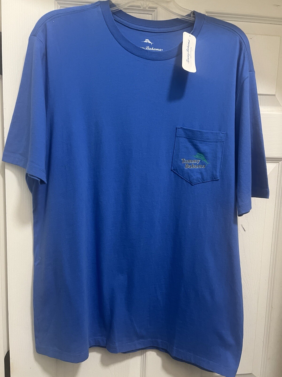 Tommy Bahama Men’s 💯% Cotton Pocket T-Shirt Medium NWT $49.50