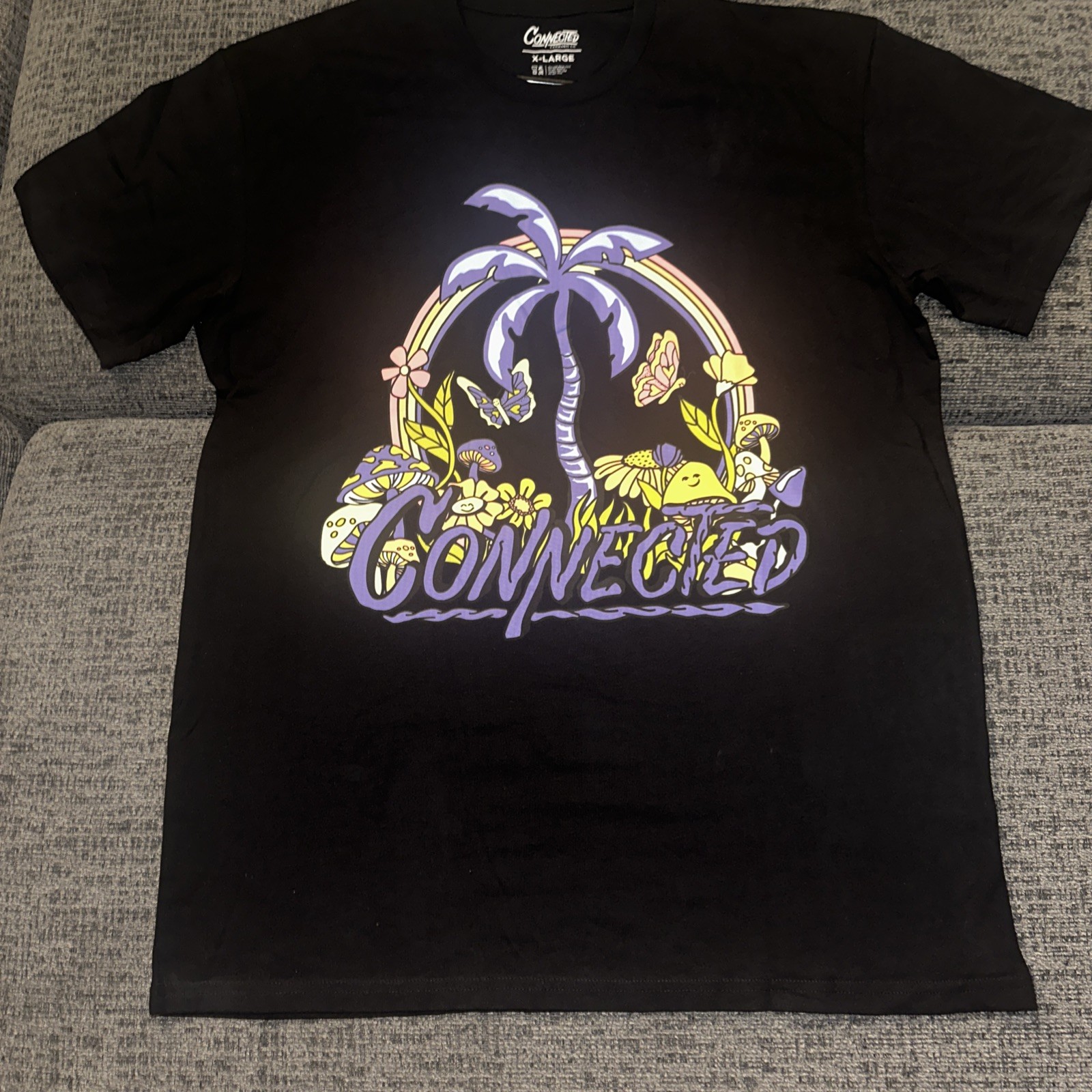 Connected Black Purple/Blue Palm Tree Design