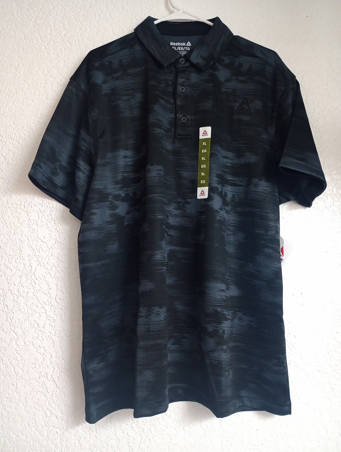 Men’s Classic Sports T Shirt Reebok Size XL Short Sleeve