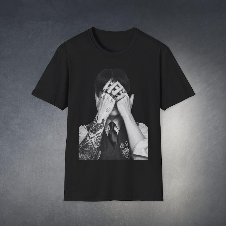 Jung Kook T-Shirt BTS Arirang tour merch Bangtan Sonyeondan graphic tee