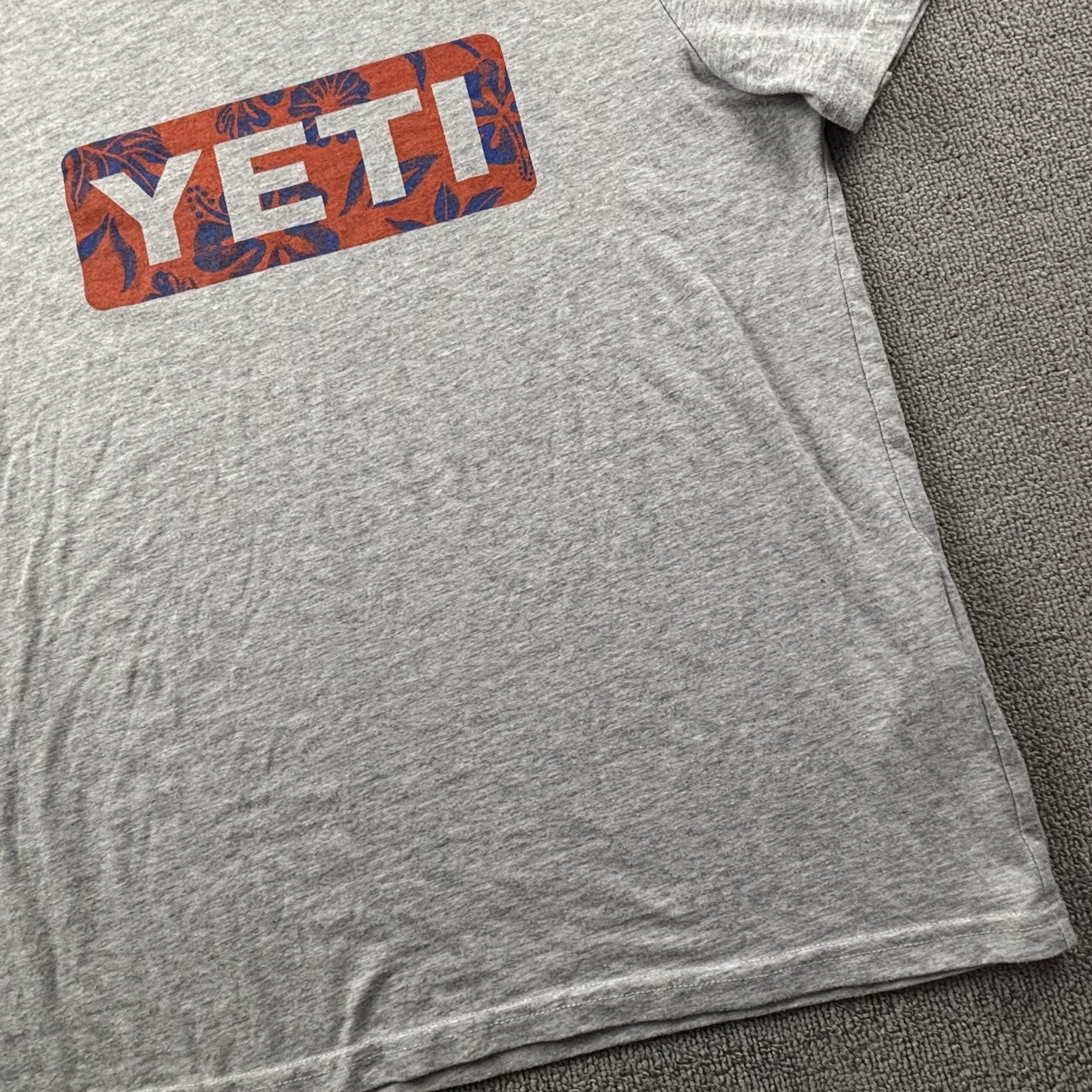 Yeti Shirt Adult Medium Gray Short Sleeve Outdoor Active Casual Men’s