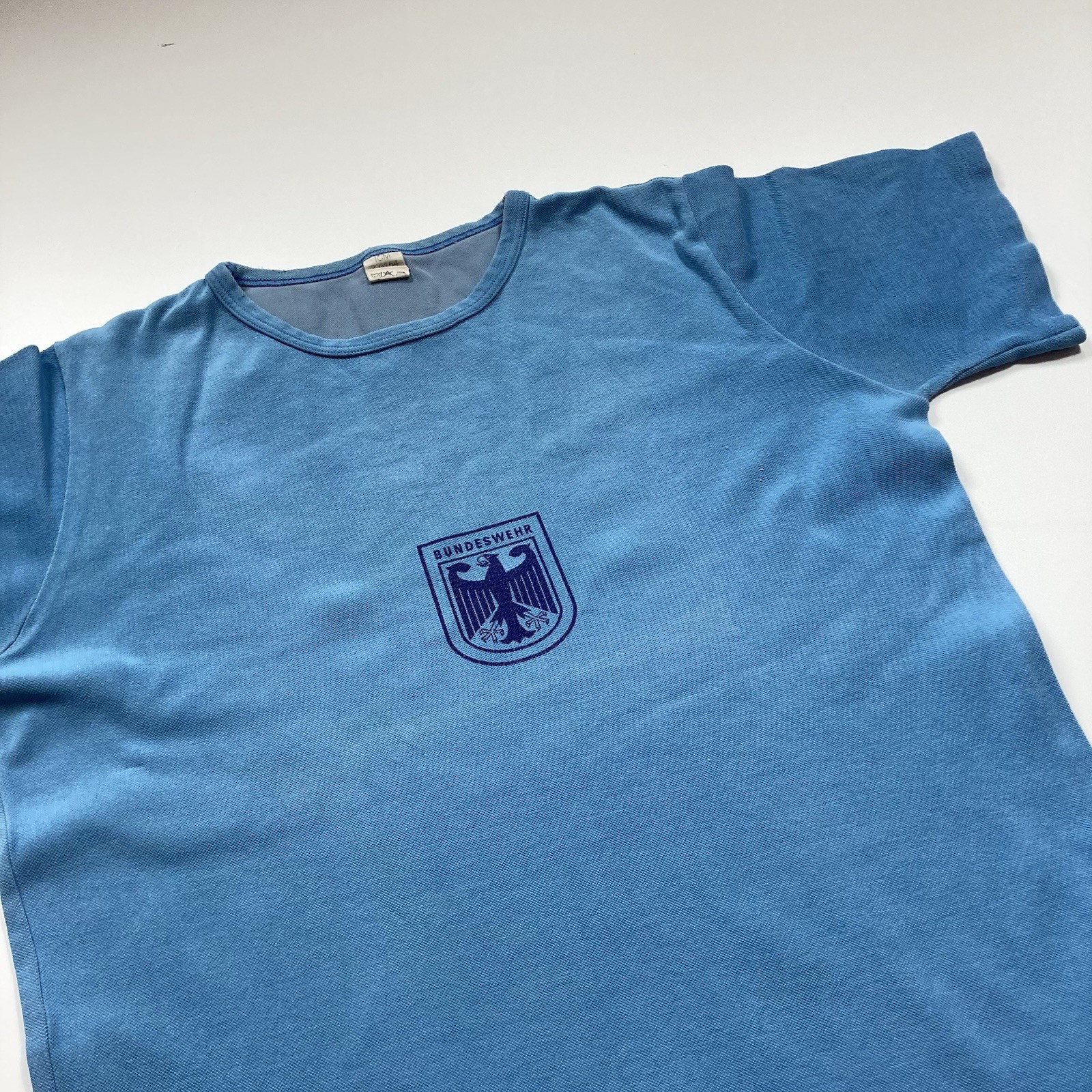vintage bundeswehr german military training tee size 6 medium