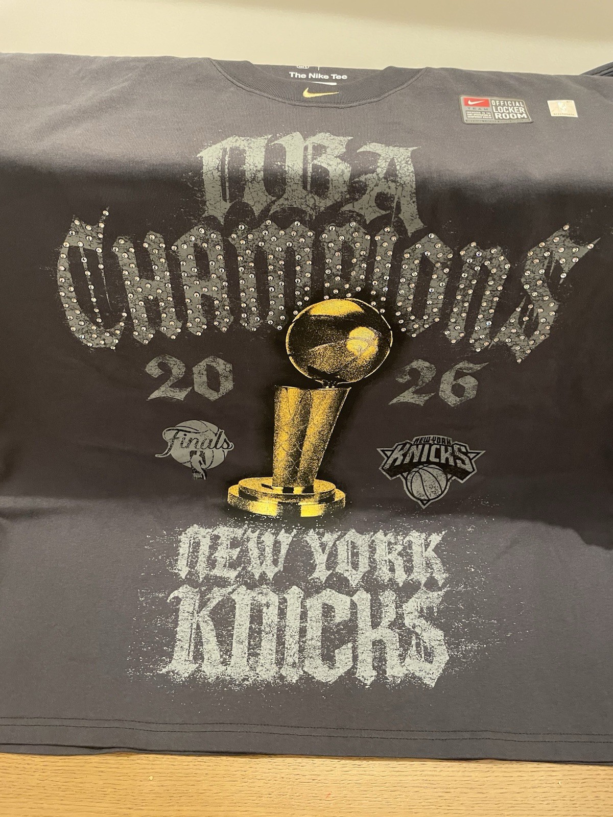 Nike NBA Champions New York Knicks 2026 Crystal Rhinestone Tshirt Black Sz XL
