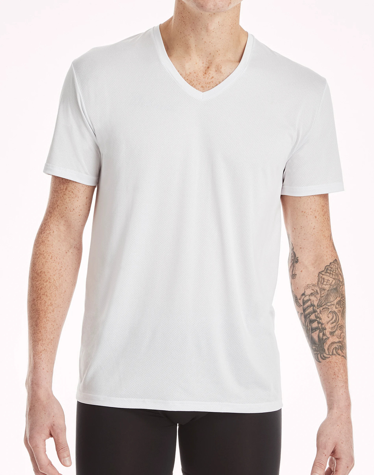 Hanes V-Neck Undershirt 4-Pack T-Shirt Short Sleeve Ultimate Men’s X-Temp Mesh