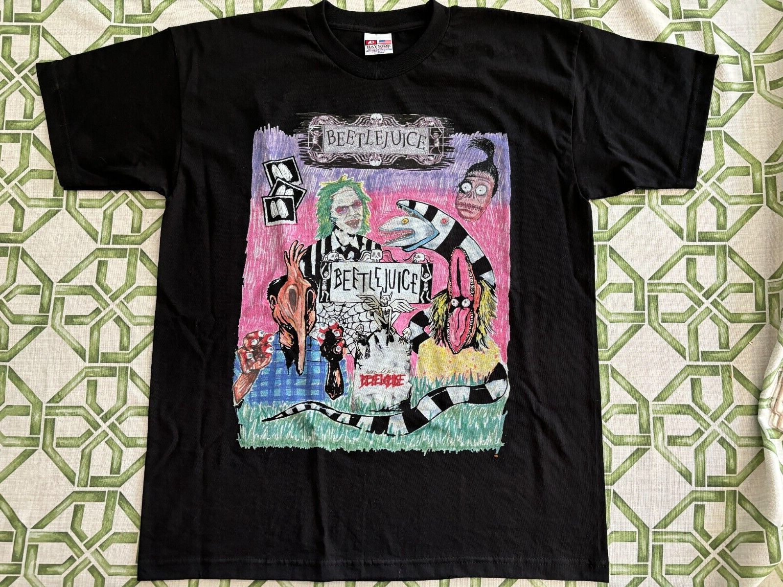 Beetlejuice Art Graphic Bayside T-Shirt – Adult XL – NEW – FREE SHIP