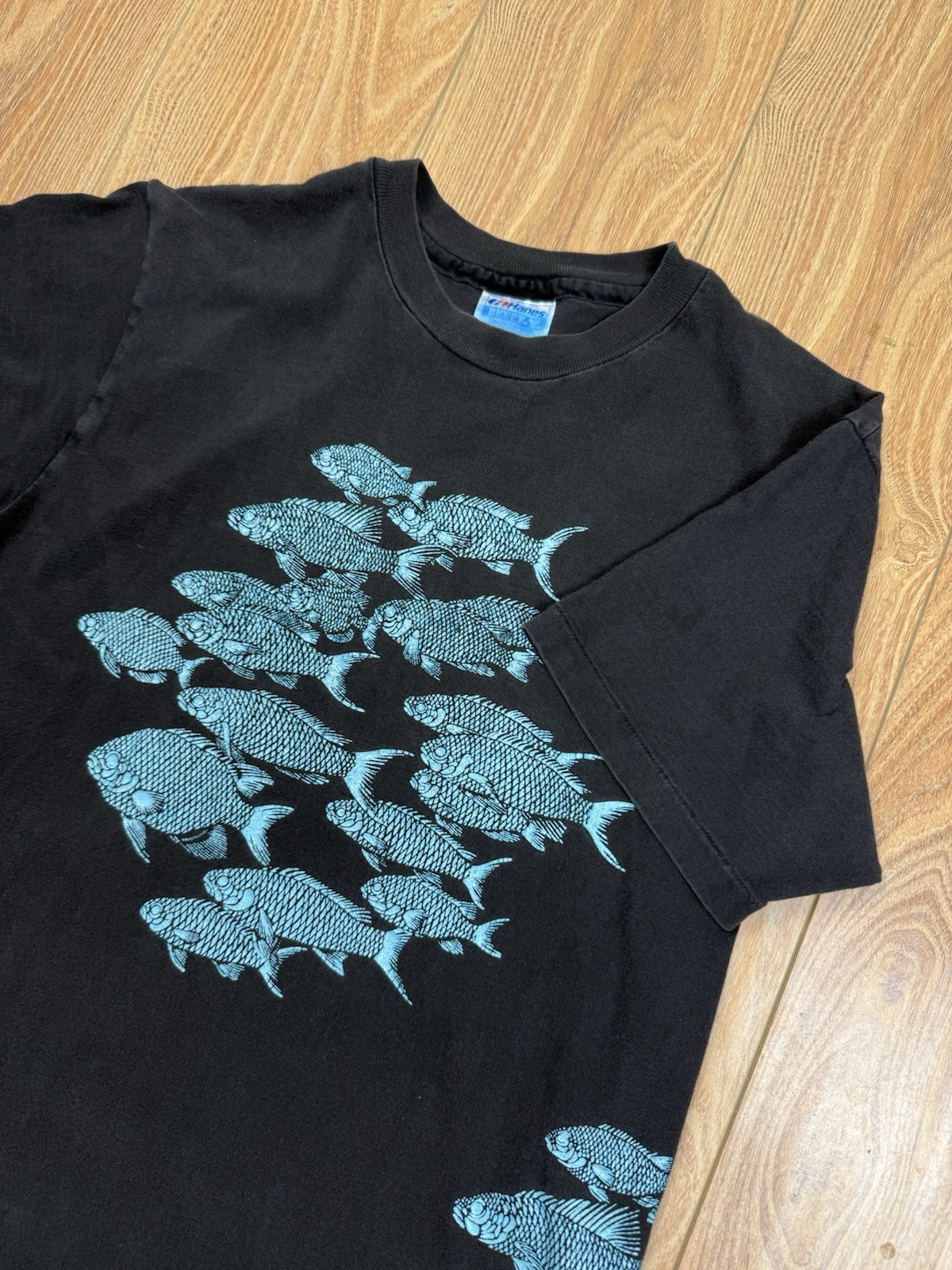 Vintage Hanes AOP Nature T-Shirt Blue Fish Wildlife Aquarium Art USA 1990s 90s