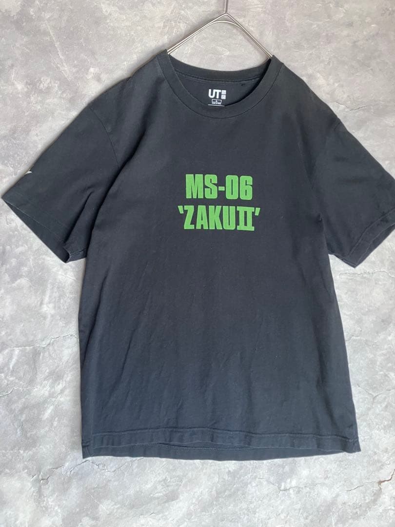 UNIQLO ZAKU II T Shirt Black L Anime GUNDAM Casual Cotton Authentic