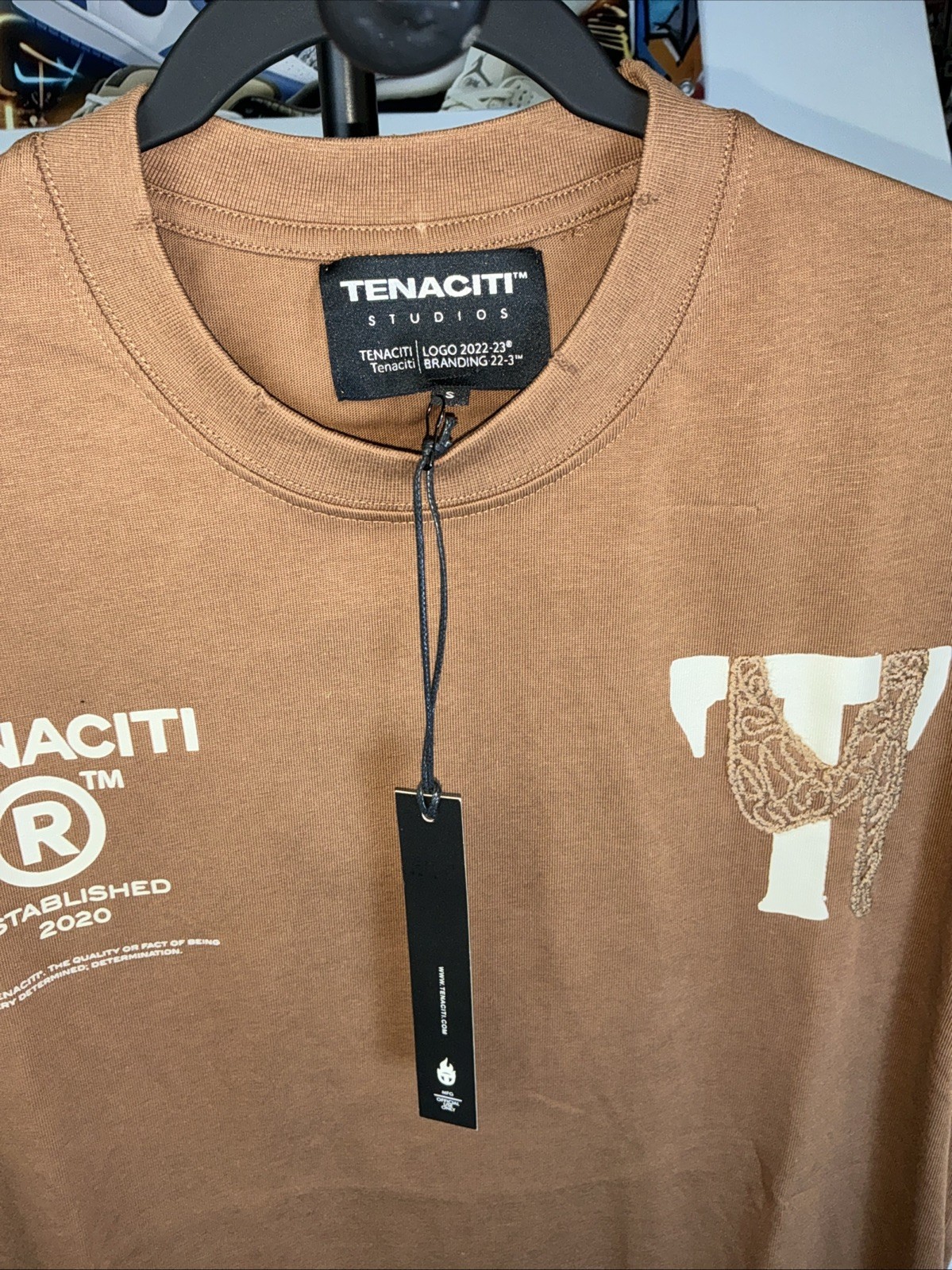 Tenaciti Print W Embroidery Distressed Brown, Rare T-Shirt Size Small