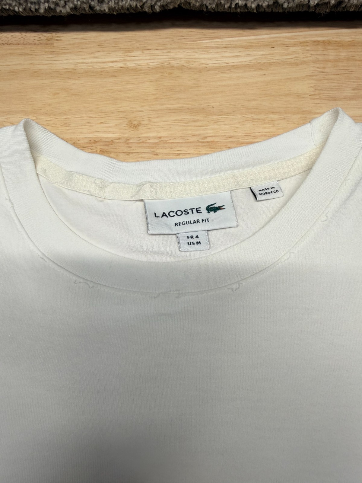 Lacoste T-Shirt Men’s M 4 White Houndstooth Graphic Spell-Out Croc Applique