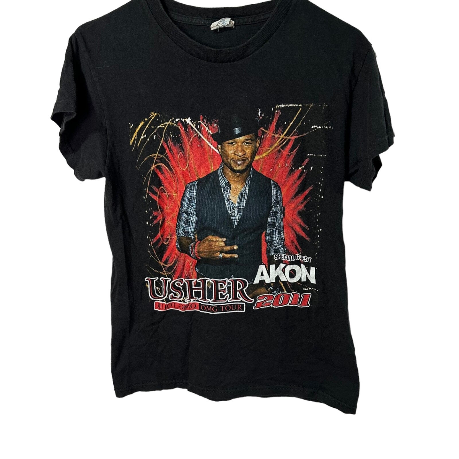 VINTAGE Usher Shirt Featuring Akon Double Sided OMG TOUR 2011 Sz S Concert Shirt