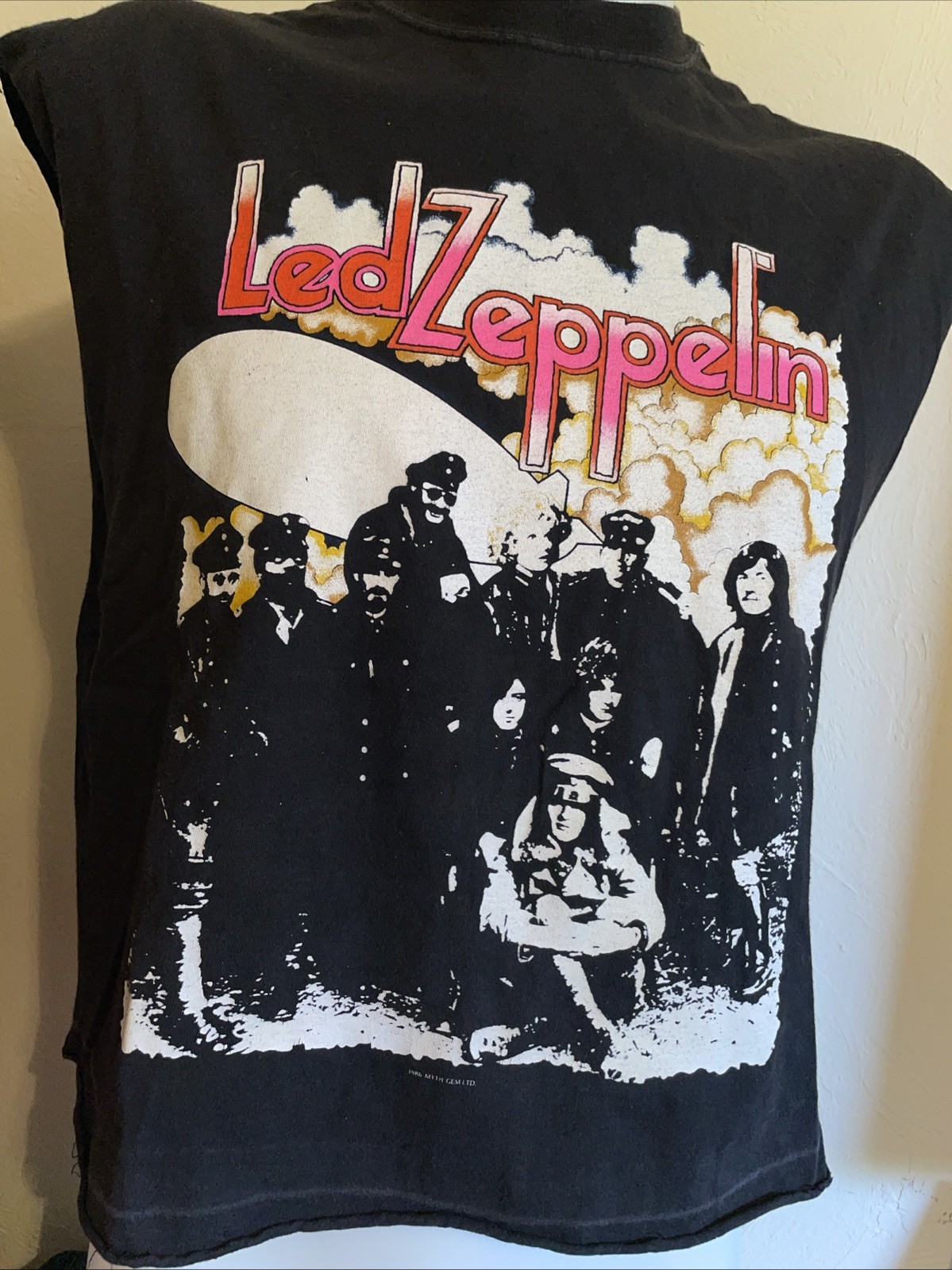 Led Zeppelin II Album 1986 Myth Gem Winterland Rock Band CutOff Tee T-Shirt 80s