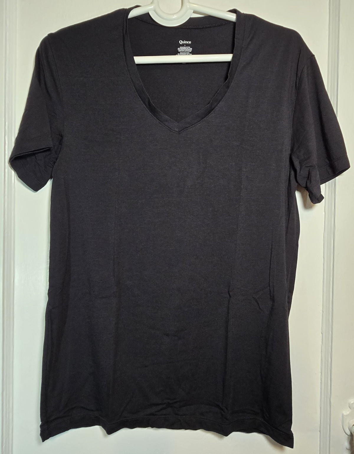 Quince Women’s L Cotton Blend Black V-Neck T-Shirt Basic Tee Everyday Essential