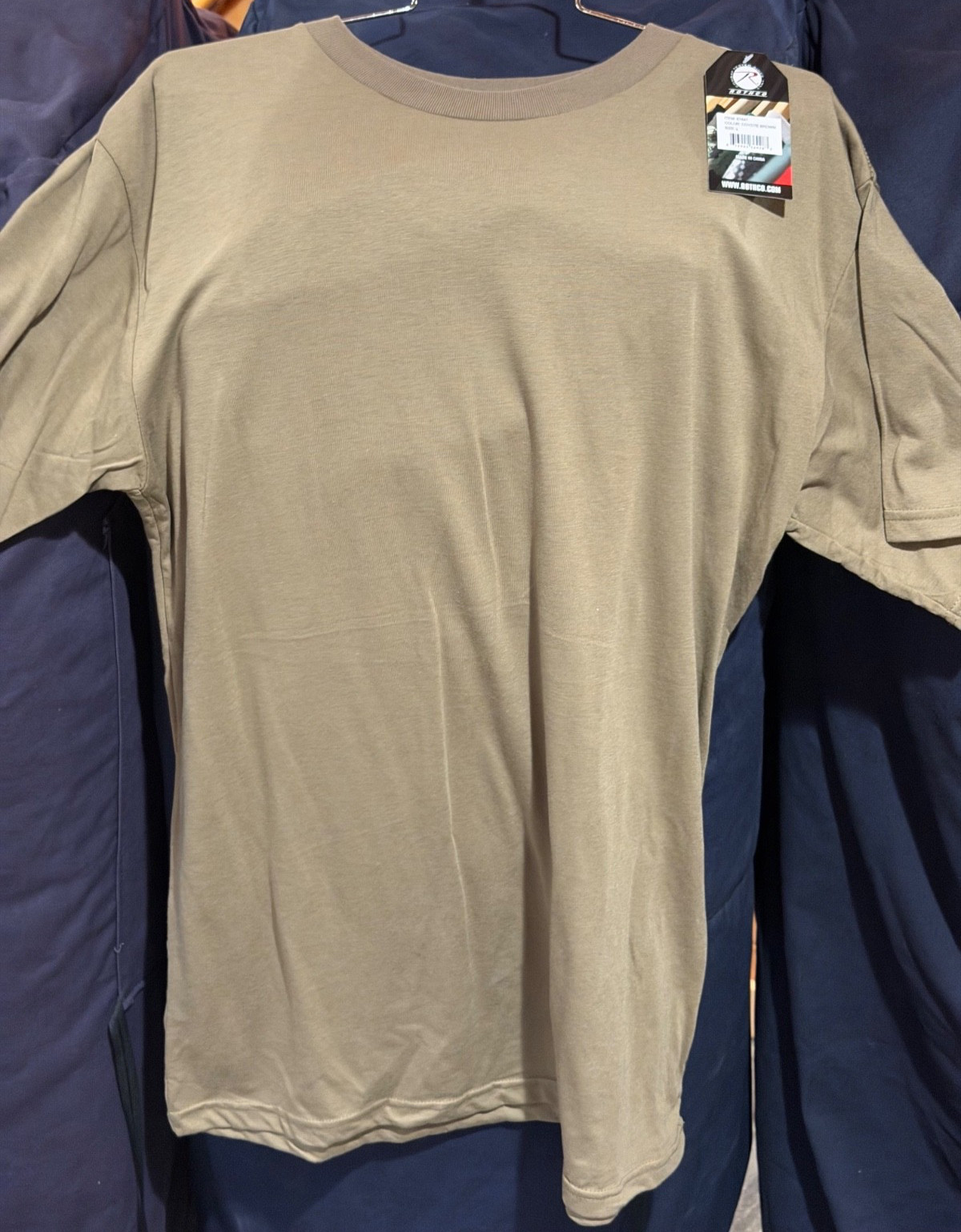 ROTHCO AR 670-1 COYOTE BROWN T-SHIRT size Large NWT