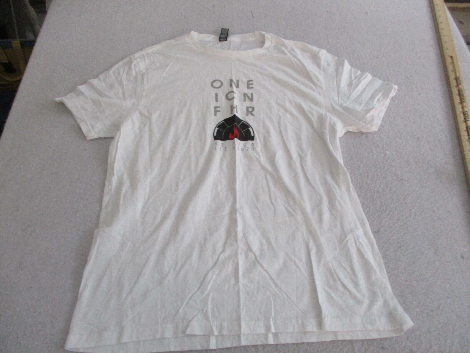 District Concert Tee ONE ICN FHR white t shirt sz m
