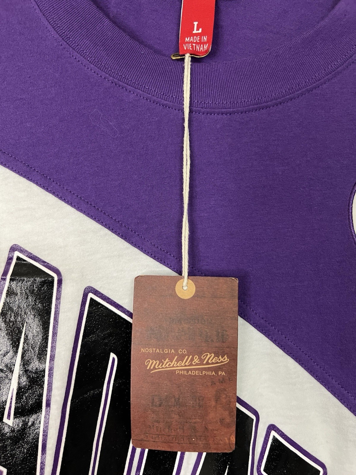 Mitchell & Ness Overwatch League Gladiators Colorblock Logo Men’s L T-Shirt