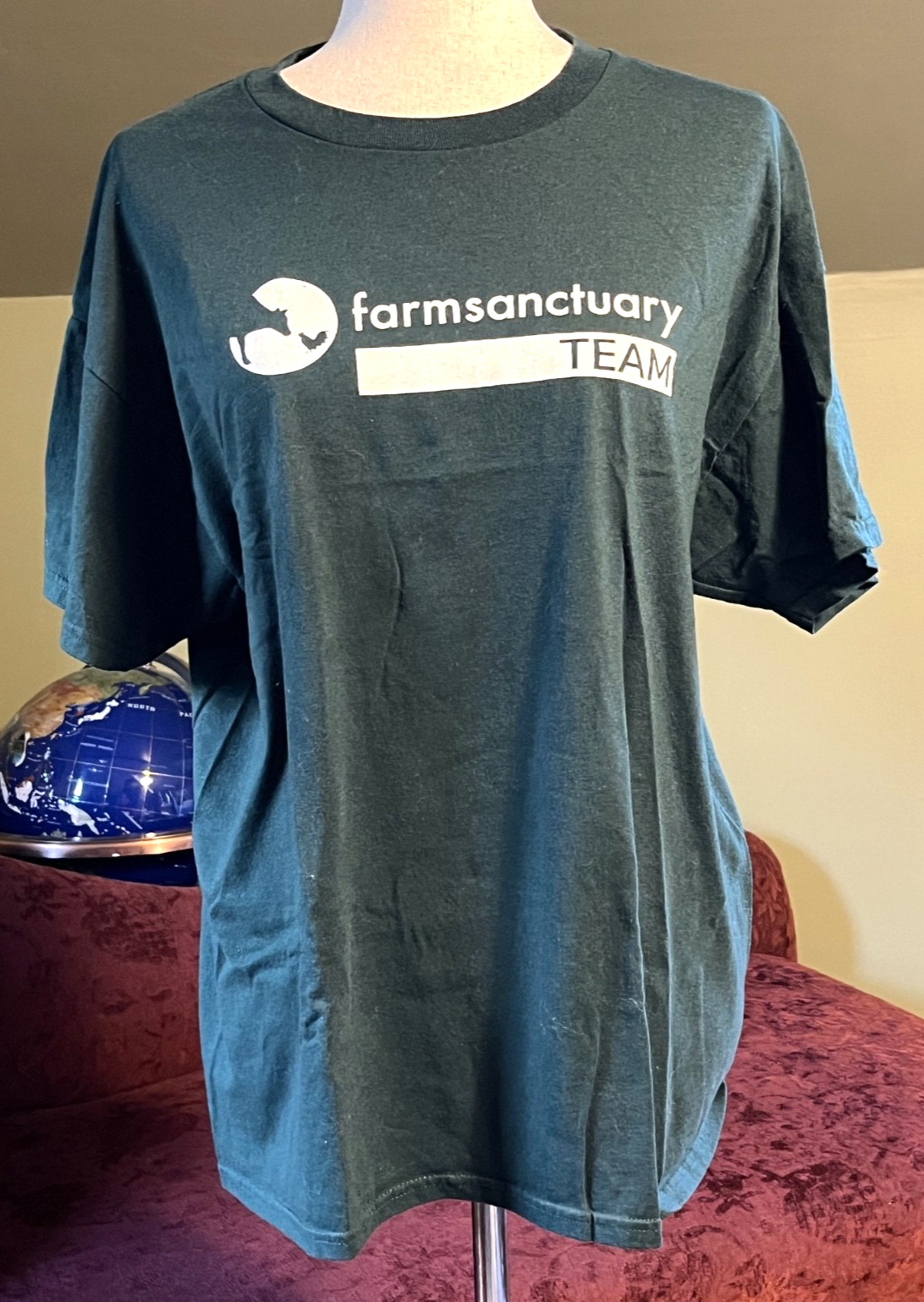 “Farm Sanctuary Team” Hanes Unisex Ecosmart T Shirt Large Green & White