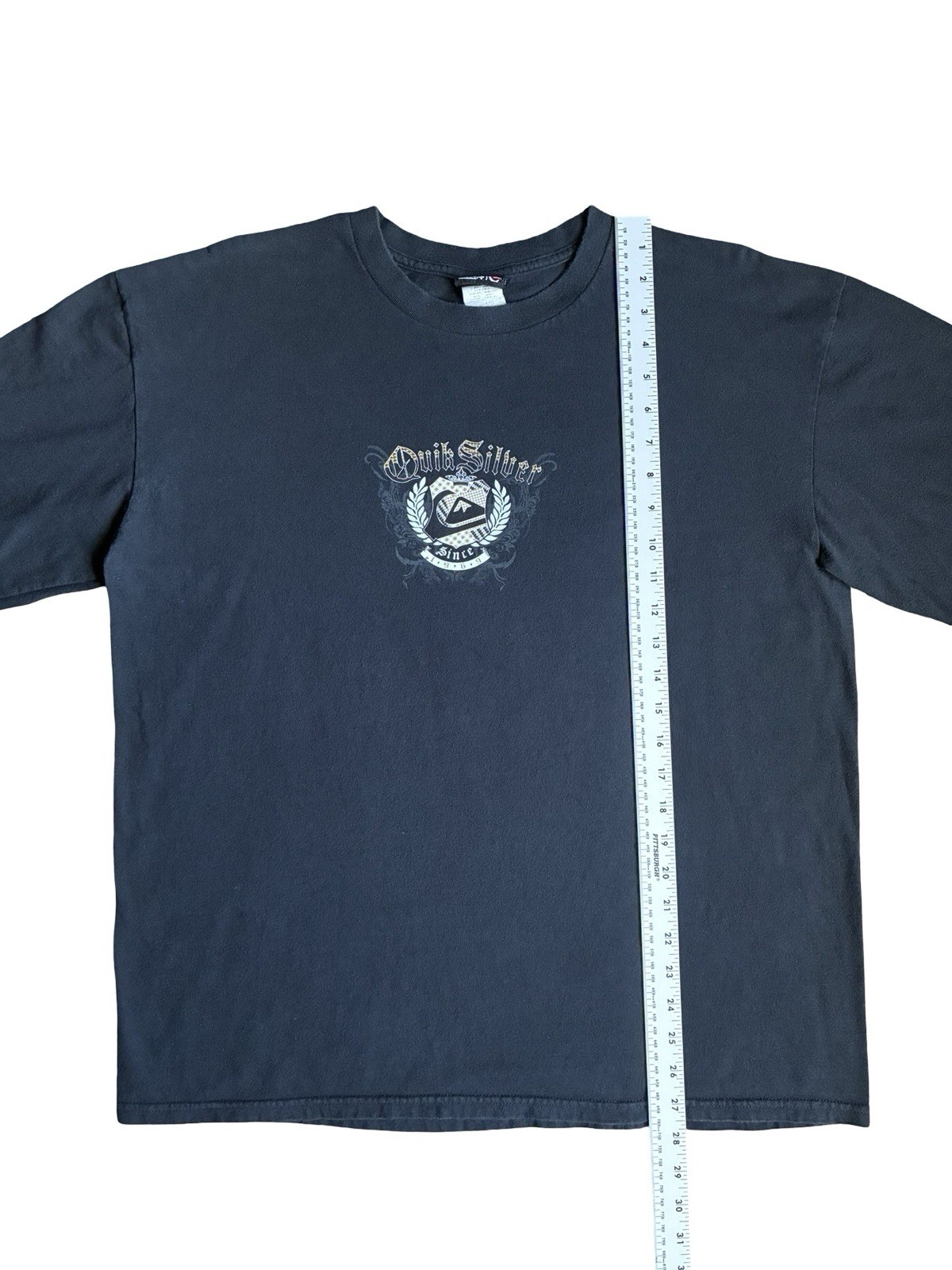 Vintage Y2K Quicksilver Graphic Long Sleeved Surf T-Shirt Size L