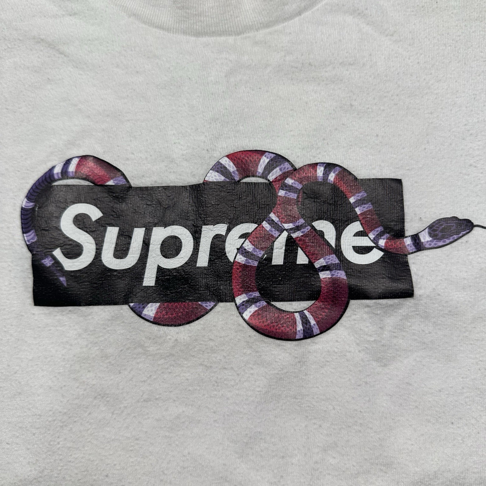 Supreme King Snake T Shirt Mens L White Rare Limited Edition Designer Streetwear