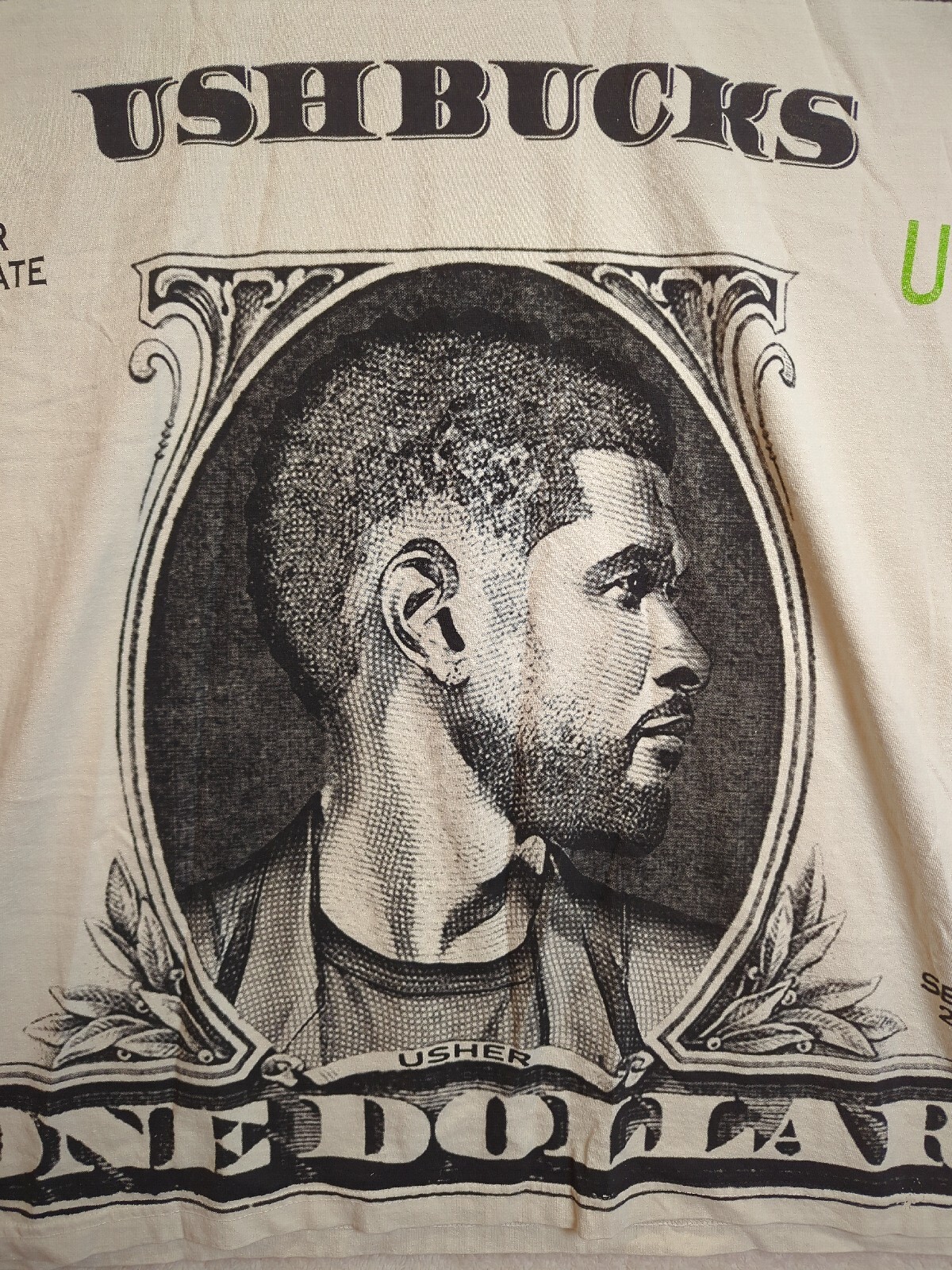 USHER United Reserve UshBucks One Dollar The Colosseum Graphic T-Shirt XL Adult
