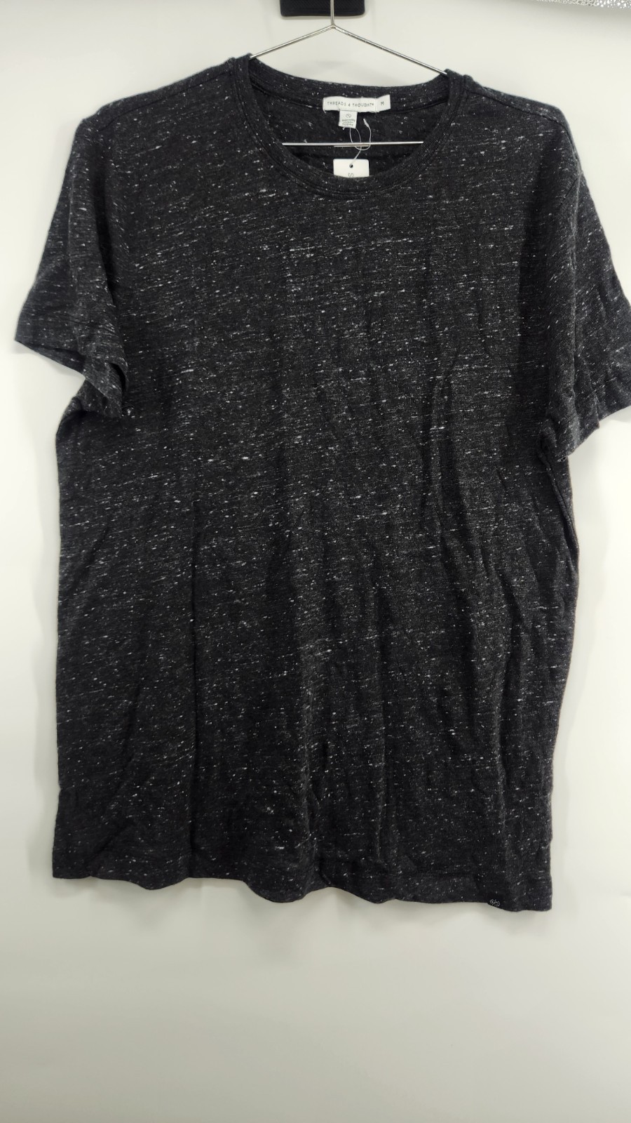 Threads 4 Thought Men’s Medium Black Geometric Print Short Sleeve T-Shirt NWT