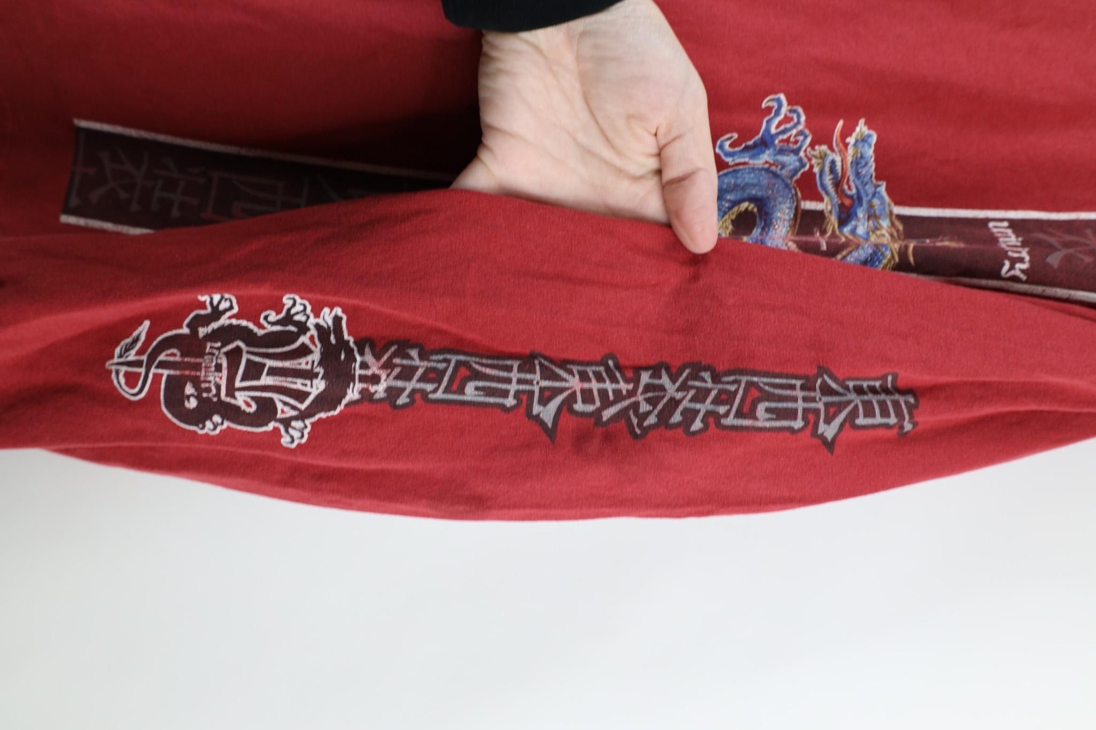 Vintage 90s Streetwear Mens Small Faded Chinese Dragon Long Sleeve T-Shirt Red