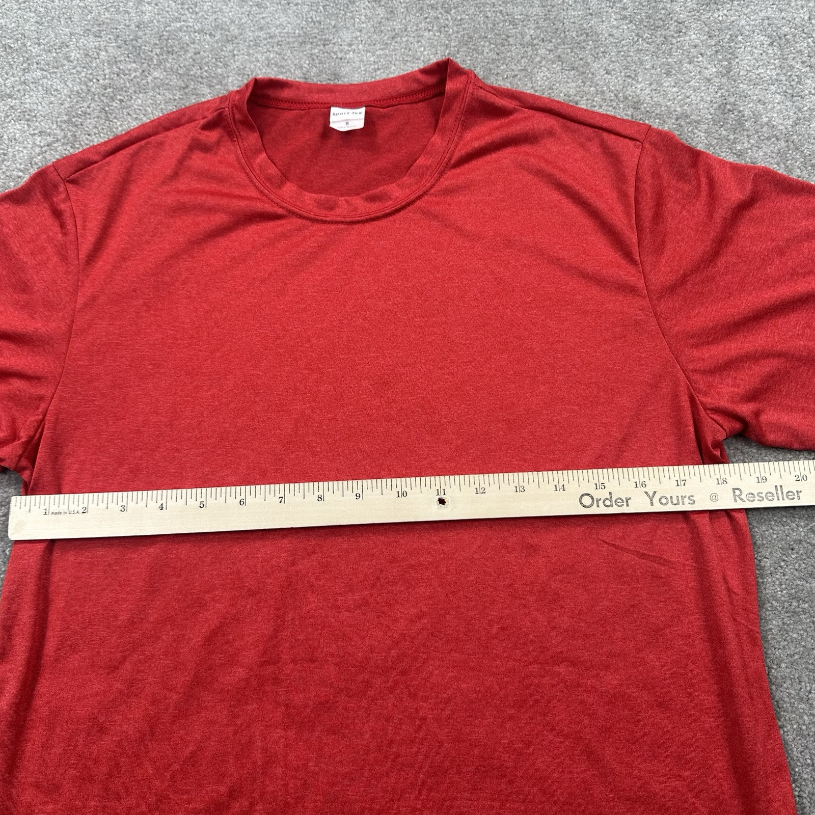 Sport Tek Adult T Shirt Size Small Red Short sleeves Crew Neck