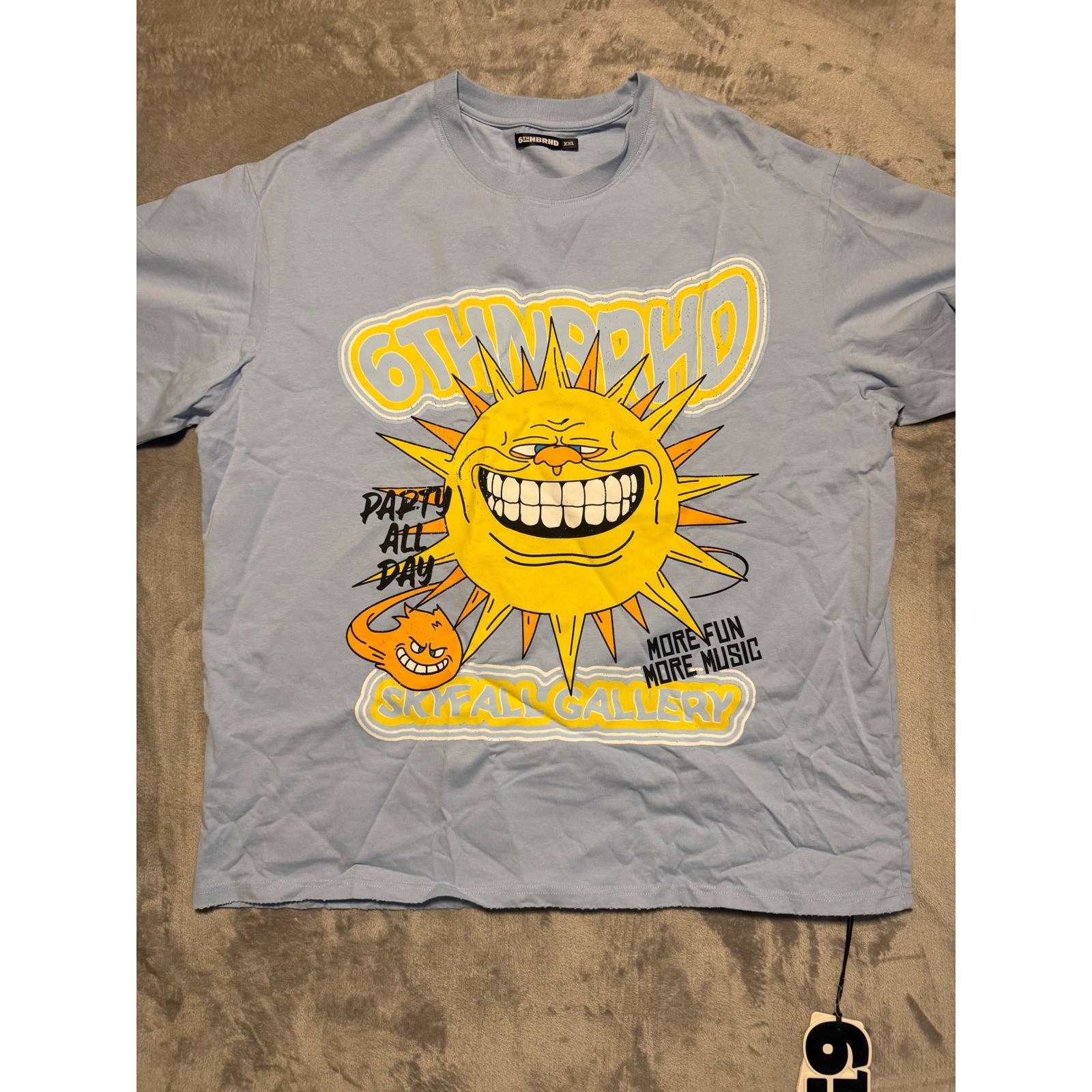6THNBRHD Skyfall Tee Mens XXL Sky Blue Graphic Sun Moon T-Shirt NEW
