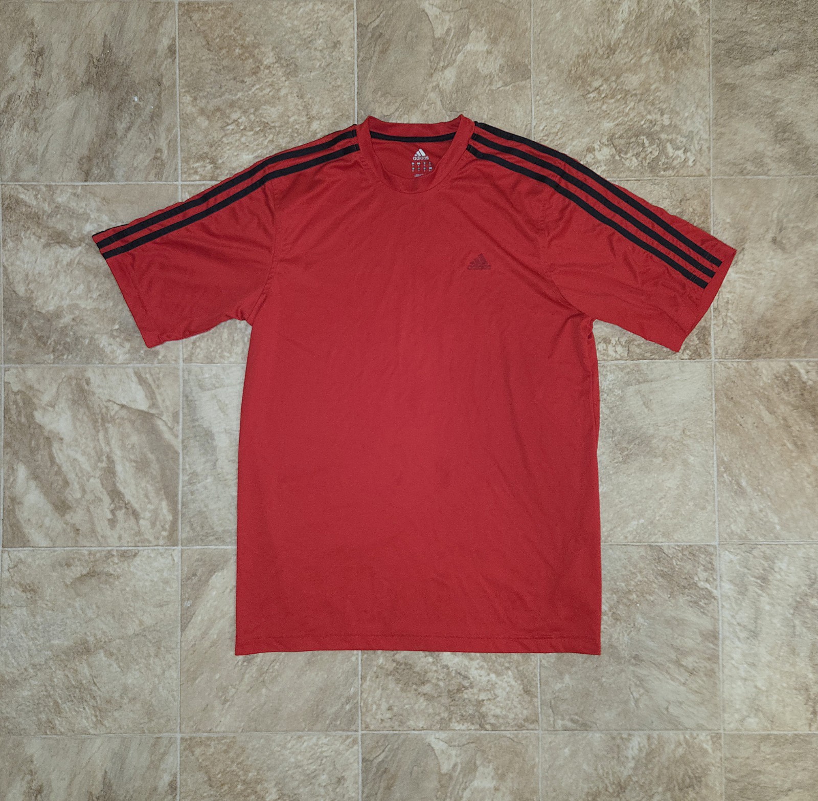 Adidas Men’s T-Shirt Size Medium (M) Red 3 Stripes Short Sleeve Climalite