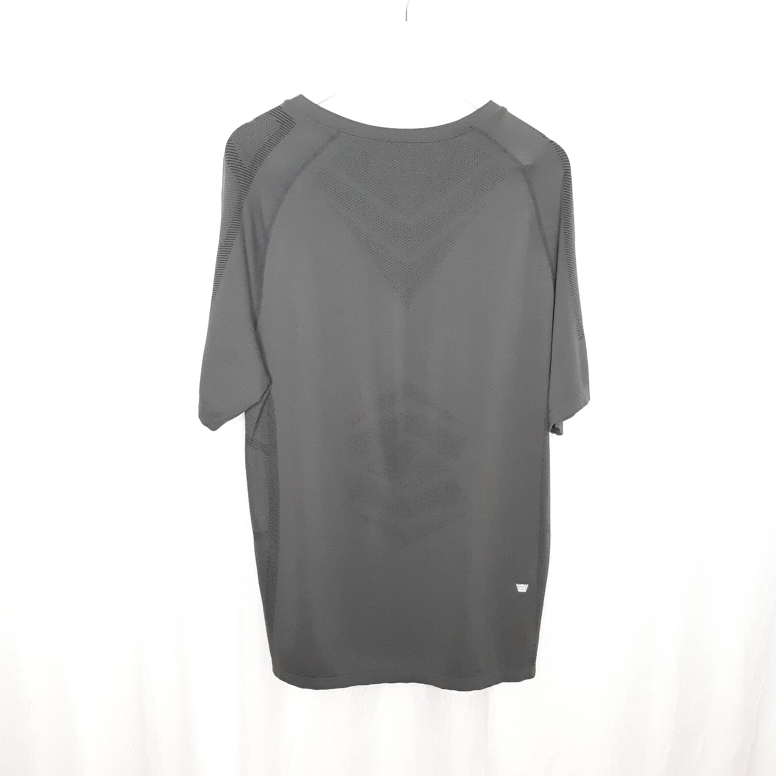 Mack Weldon Asphalt Gray Stealth Crew Neck T-Shirt Sweat Wicking Size XXL NWOT