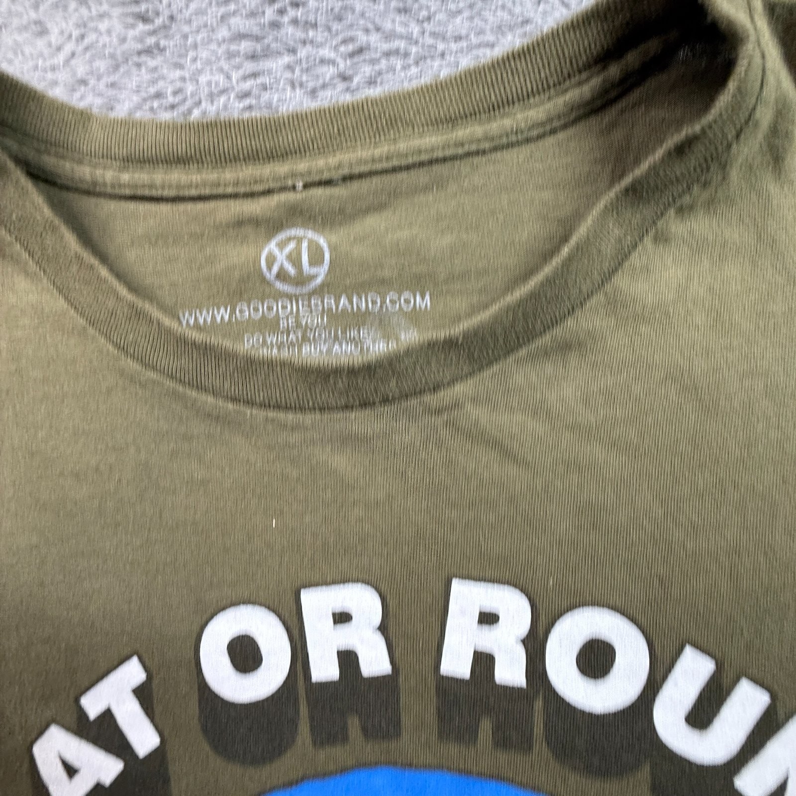 Earth Nature Tee Shirt FLAT OR ROUND LOVE HER Men XL Crew Neck
