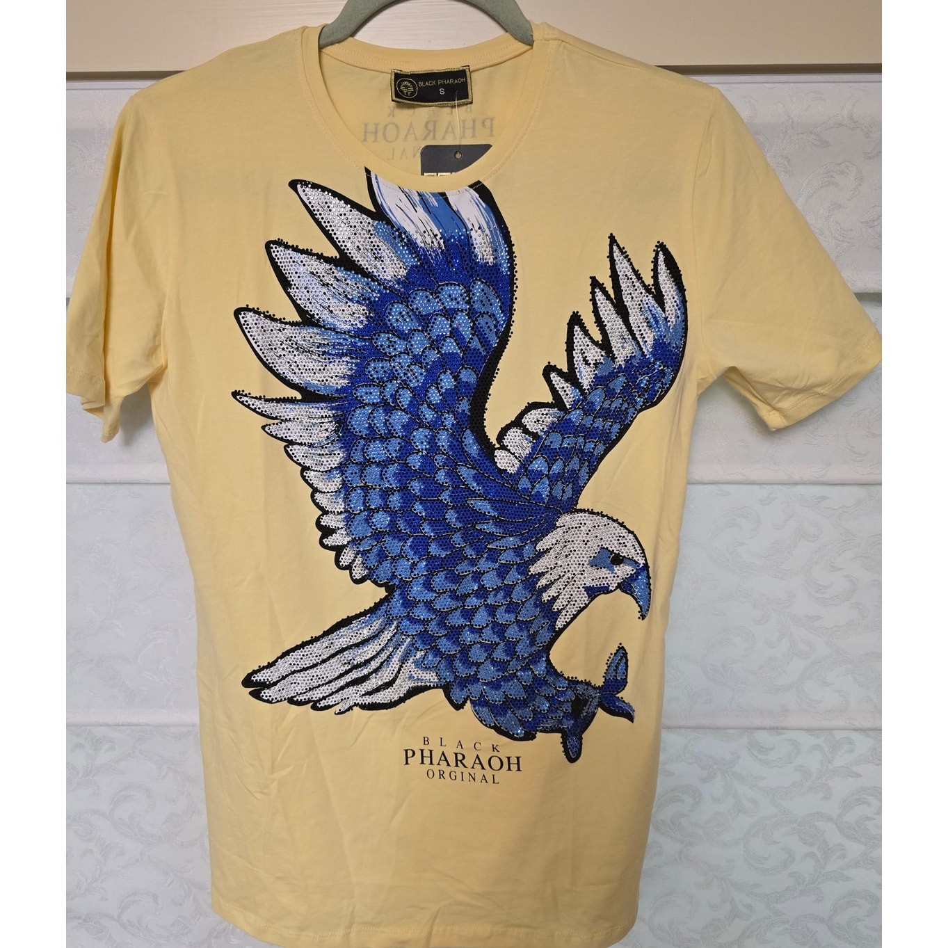 Black Pharaoh Men’s S Yellow Rhinestone Eagle Graphic T-Shirt NWT NEW