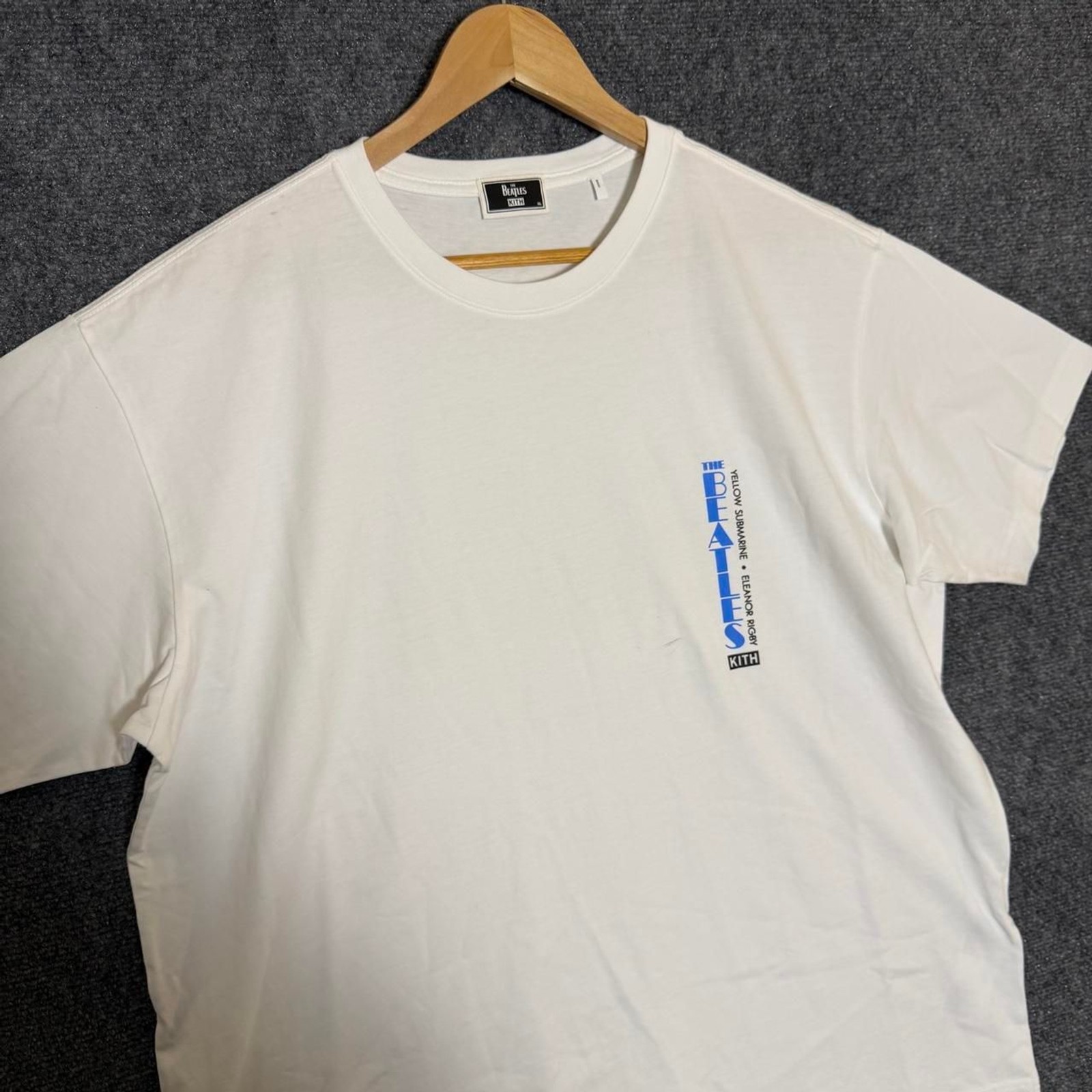 Rare Kith For the Beatles “Yellow Submarine” Tee Size XL
