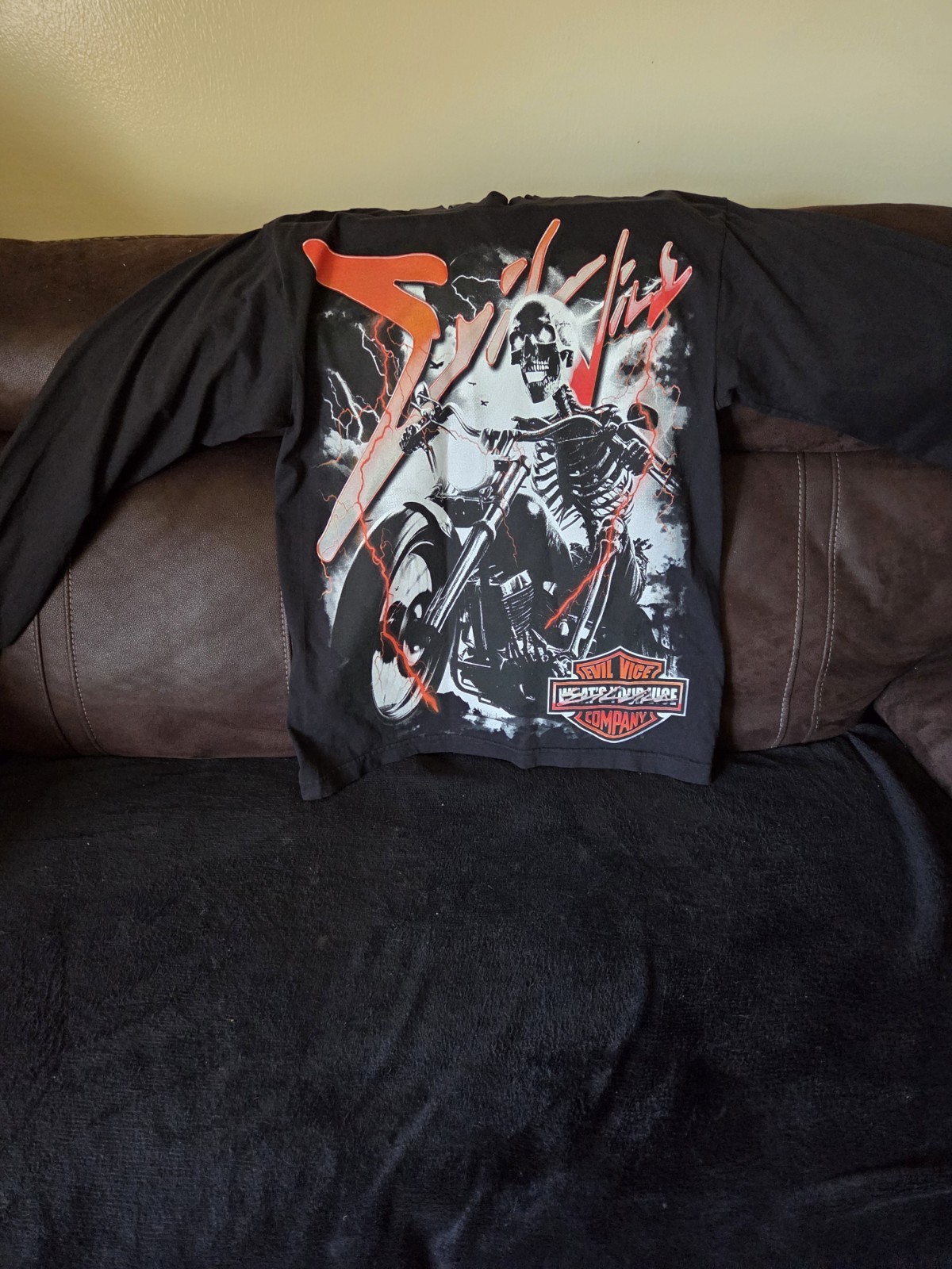 NWT Evil Vice long sleeve mens med