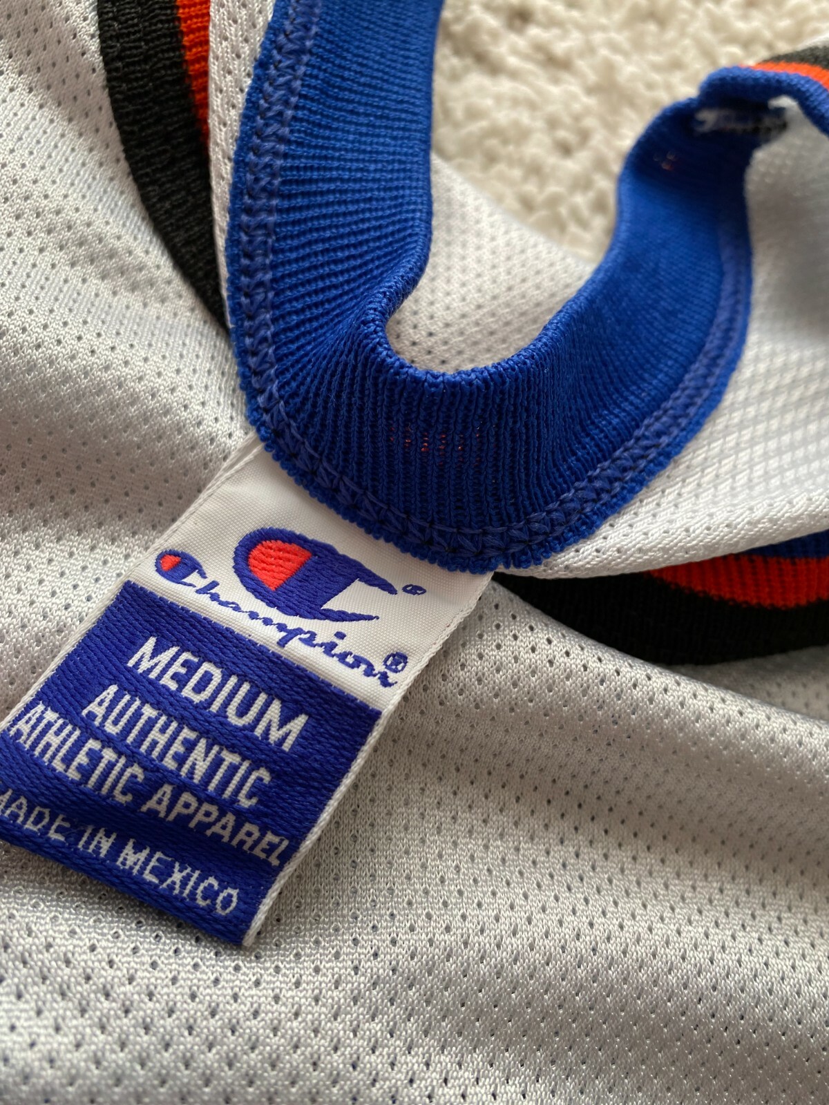 CHAMPION New York Knicks Patrick Ewing NBA Basketball Jersey Shirt 90’s Vintage