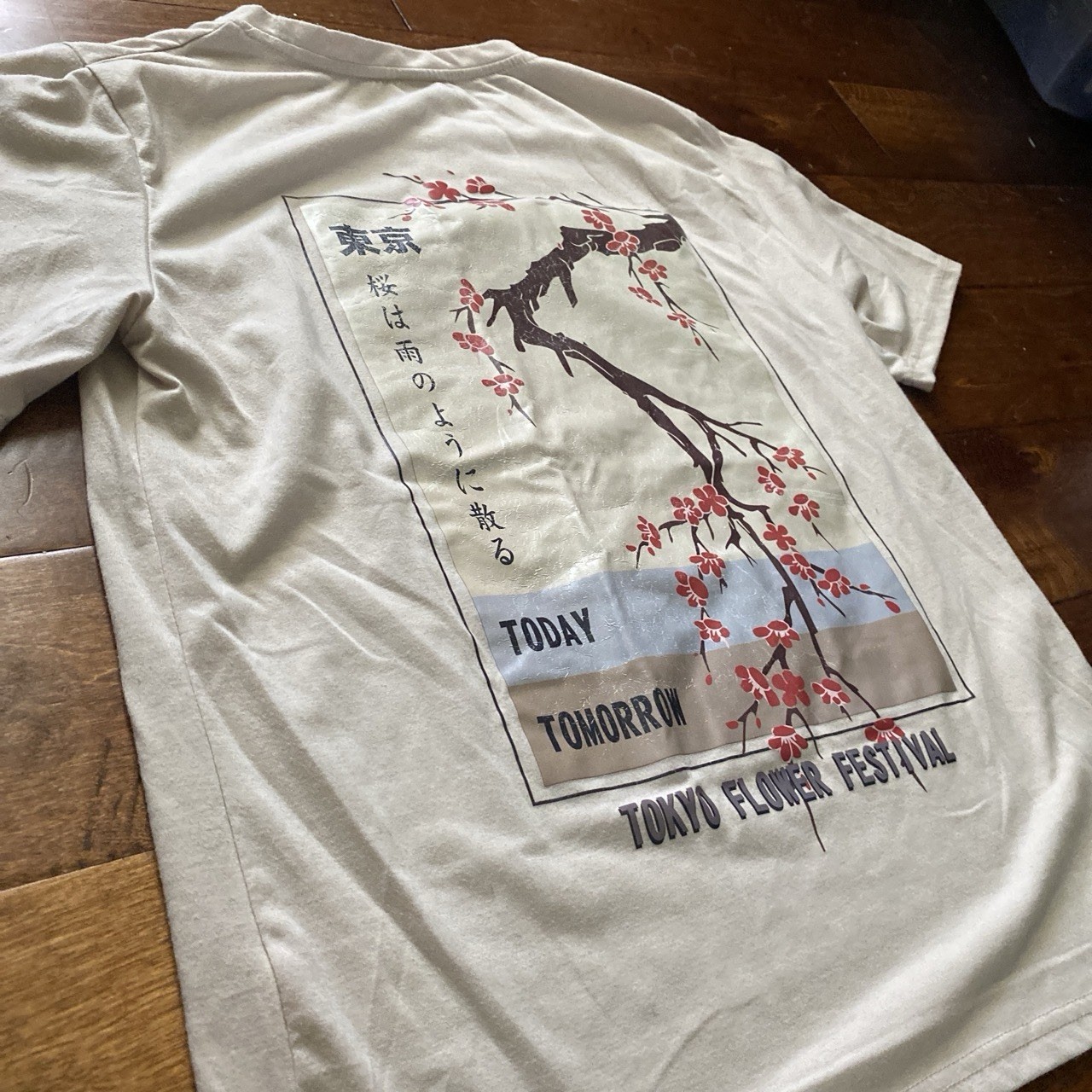 Men’s White Tokyo Flower Festival Graphic Crew Neck Short Sleeve T-Shirt M