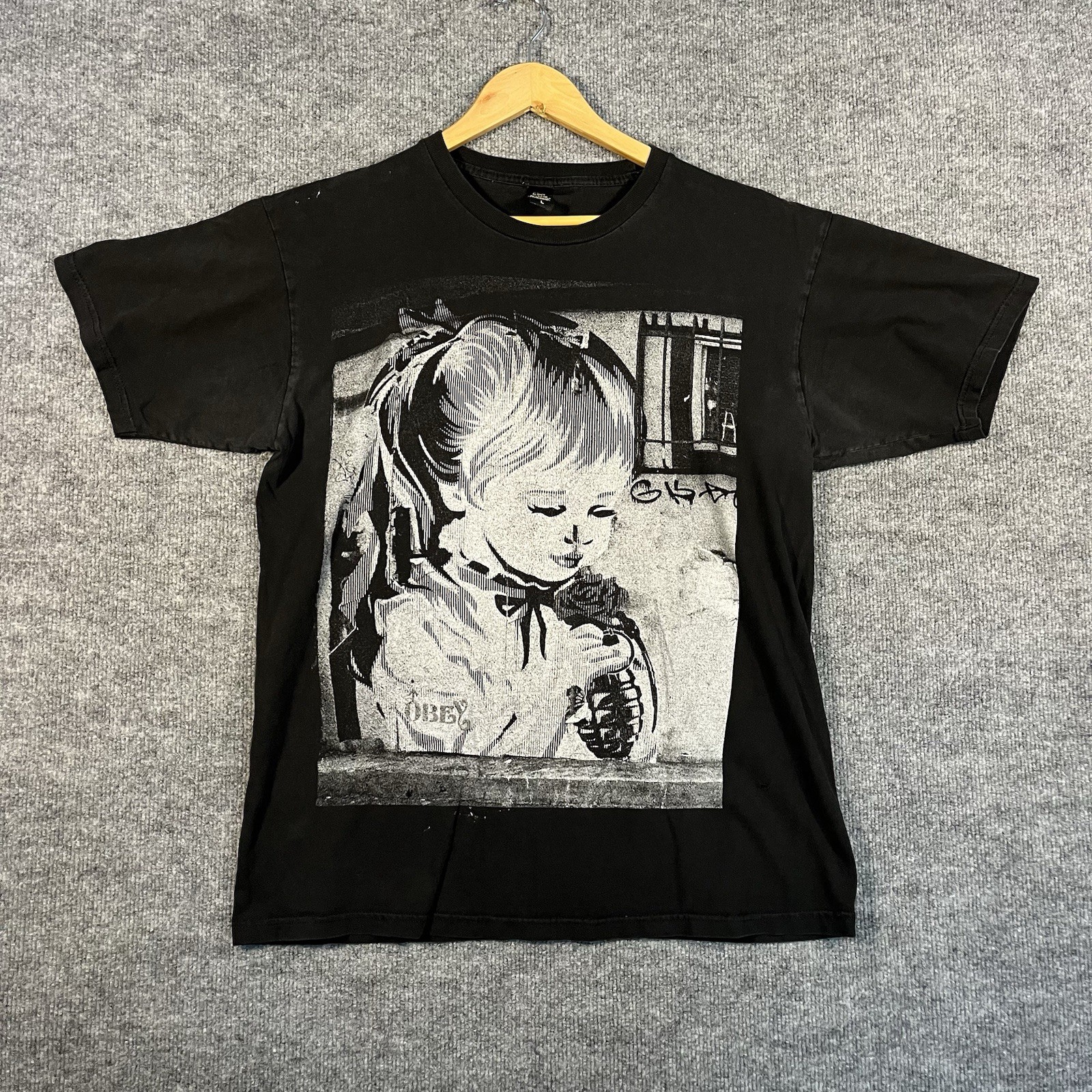 Obey Vintage Y2K Aikos Girl Rose Grenade Mens Large Propaganda Art Fairey Skate