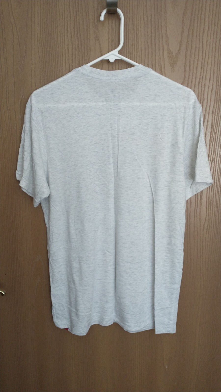 NWOT Lightweight Crewneck Small Lt Gray/Heather Pool Boy SS Sportiqe T-shirt