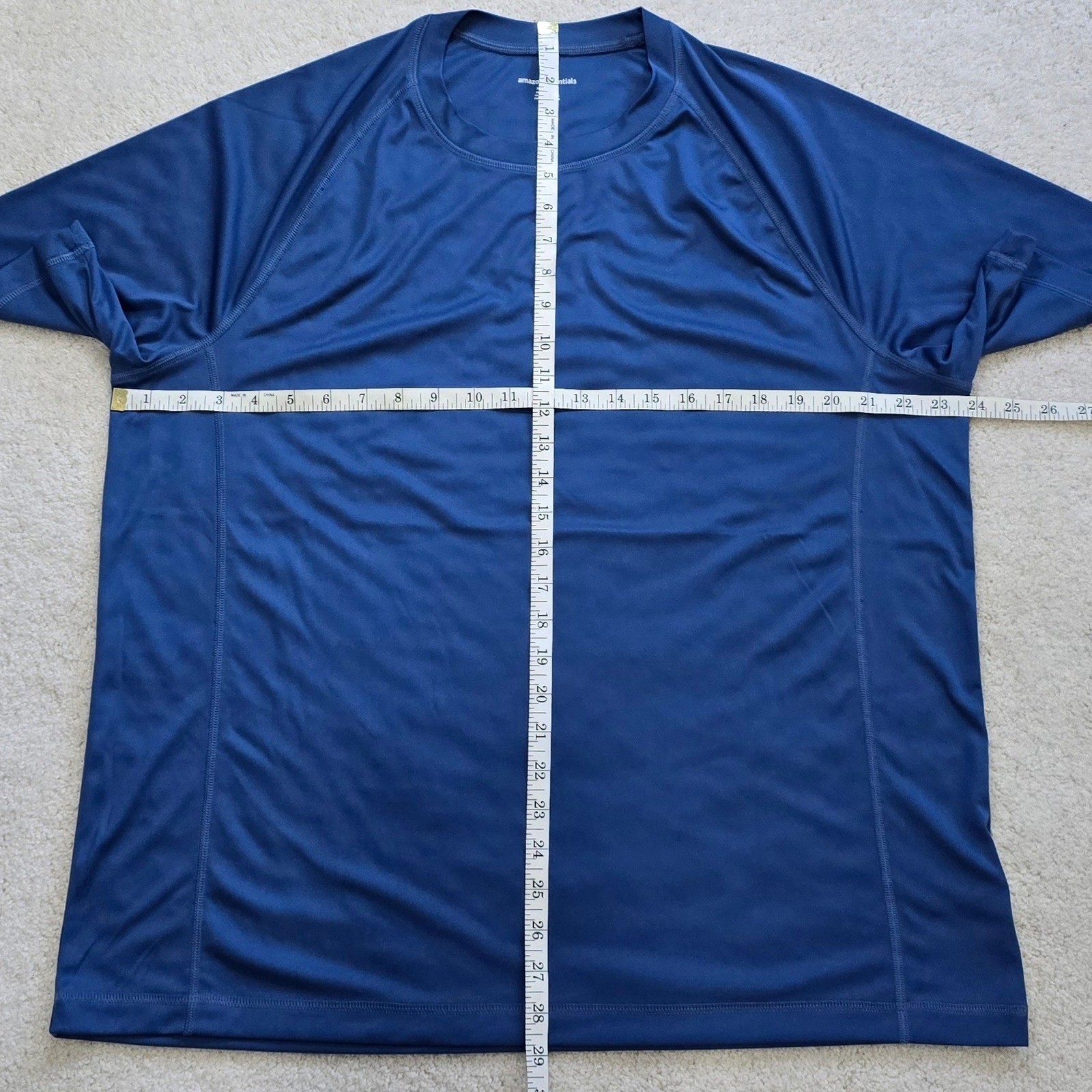 Performance Athletic Tee Shirt Men’s XL Blue Moisture Wicking