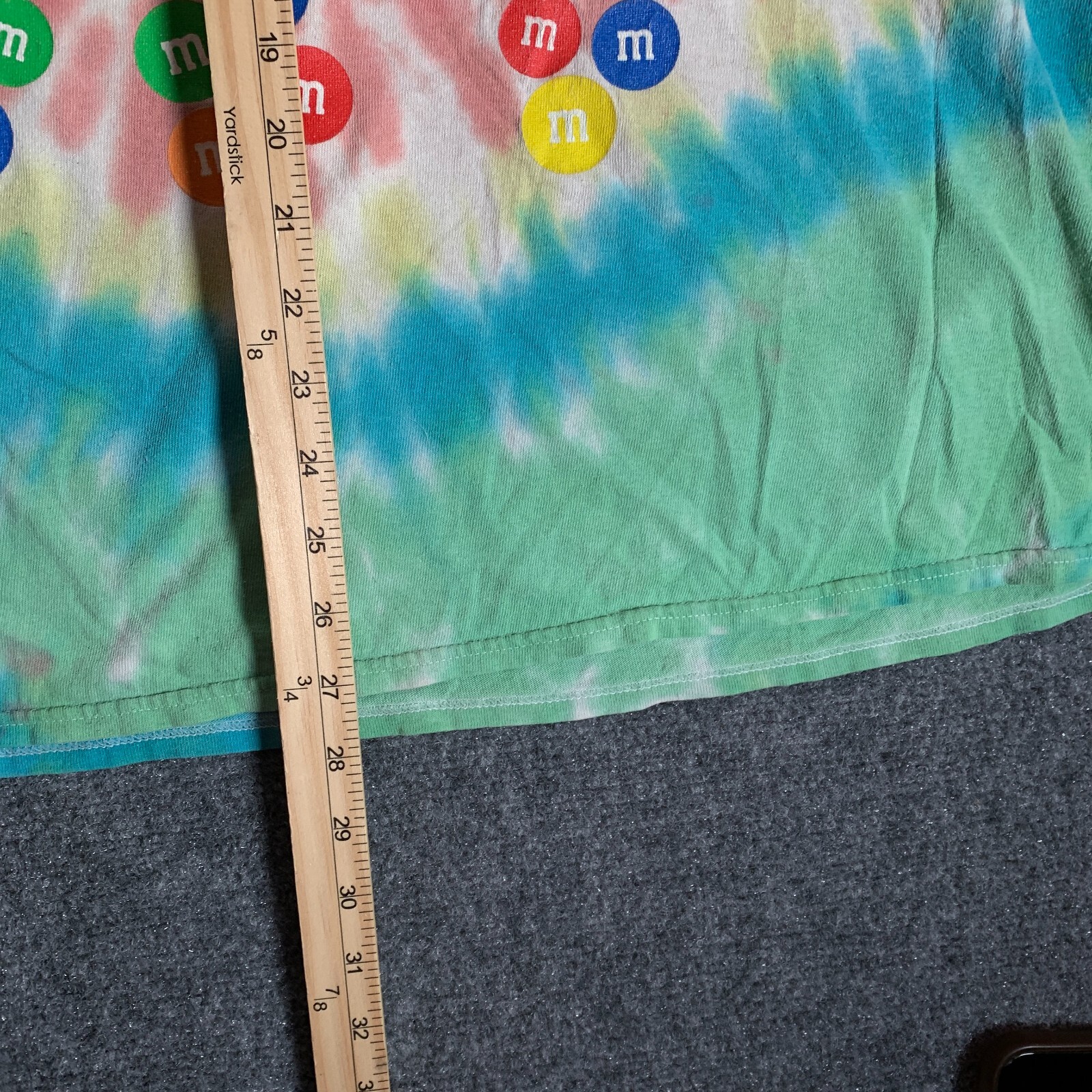 M&M Shirt Adult Size 2XL Multi Color Short Sleeve Men’s Pullover