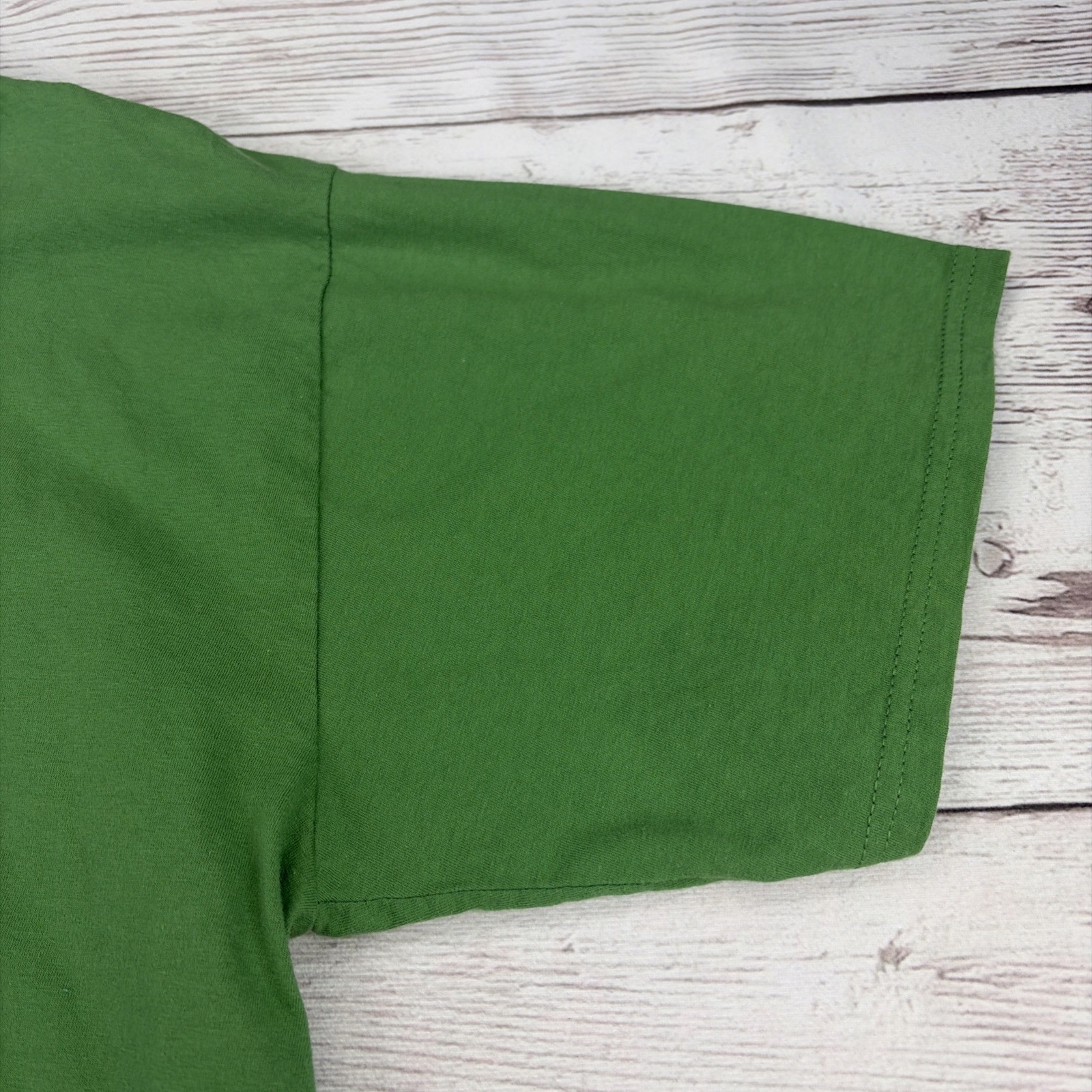 Earth Day Everyday Rainbow Pine Tree Design Novelty Men’s XL Green T-Shirt FreSh