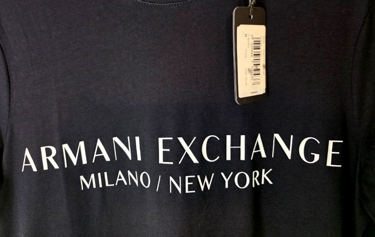 Armani Exchange Men`s Regular Fit T-shirt with Logo size M BLACK
