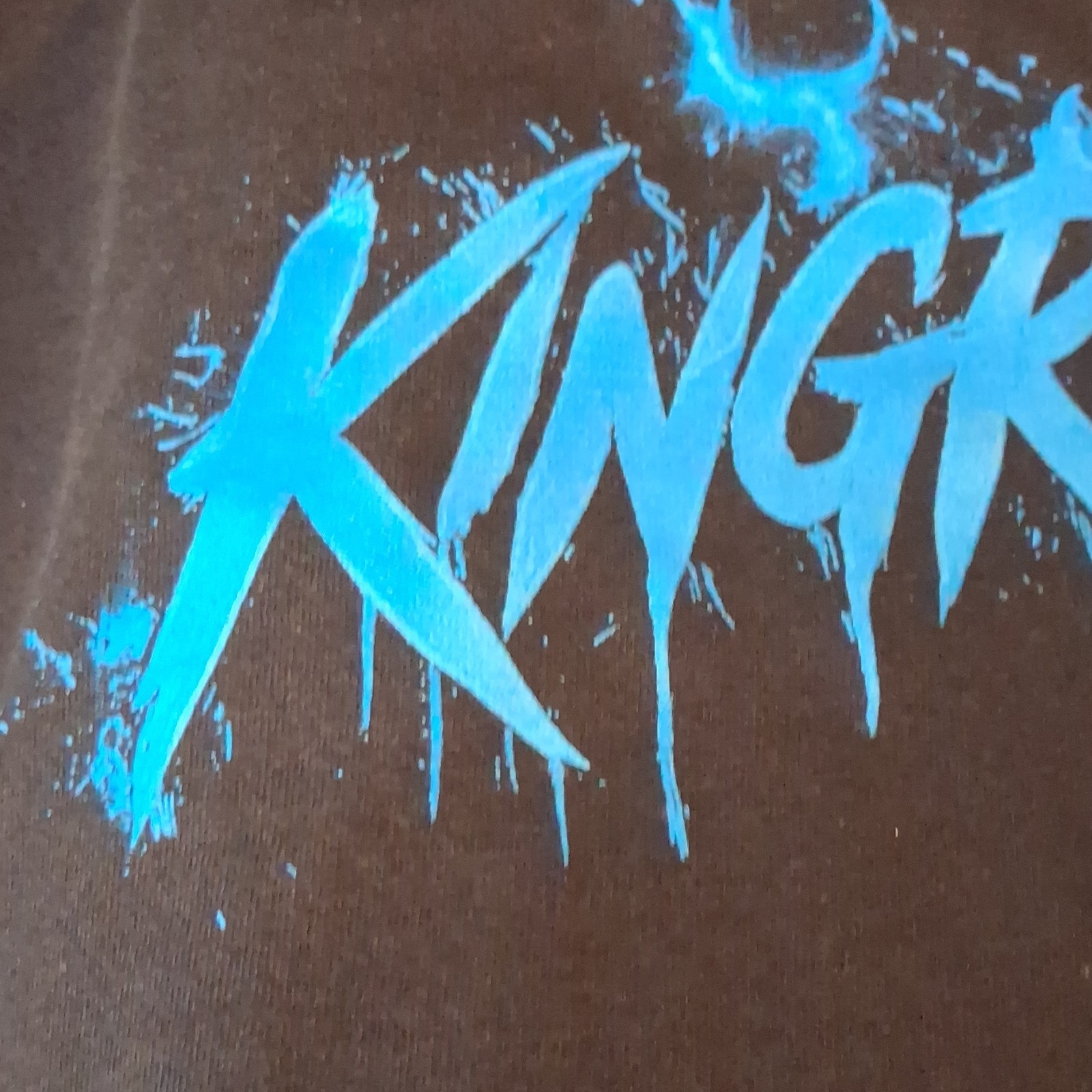 Kingroach Reacts Unisex Adults Graphic Print T-Shirt Music Black/Blue M