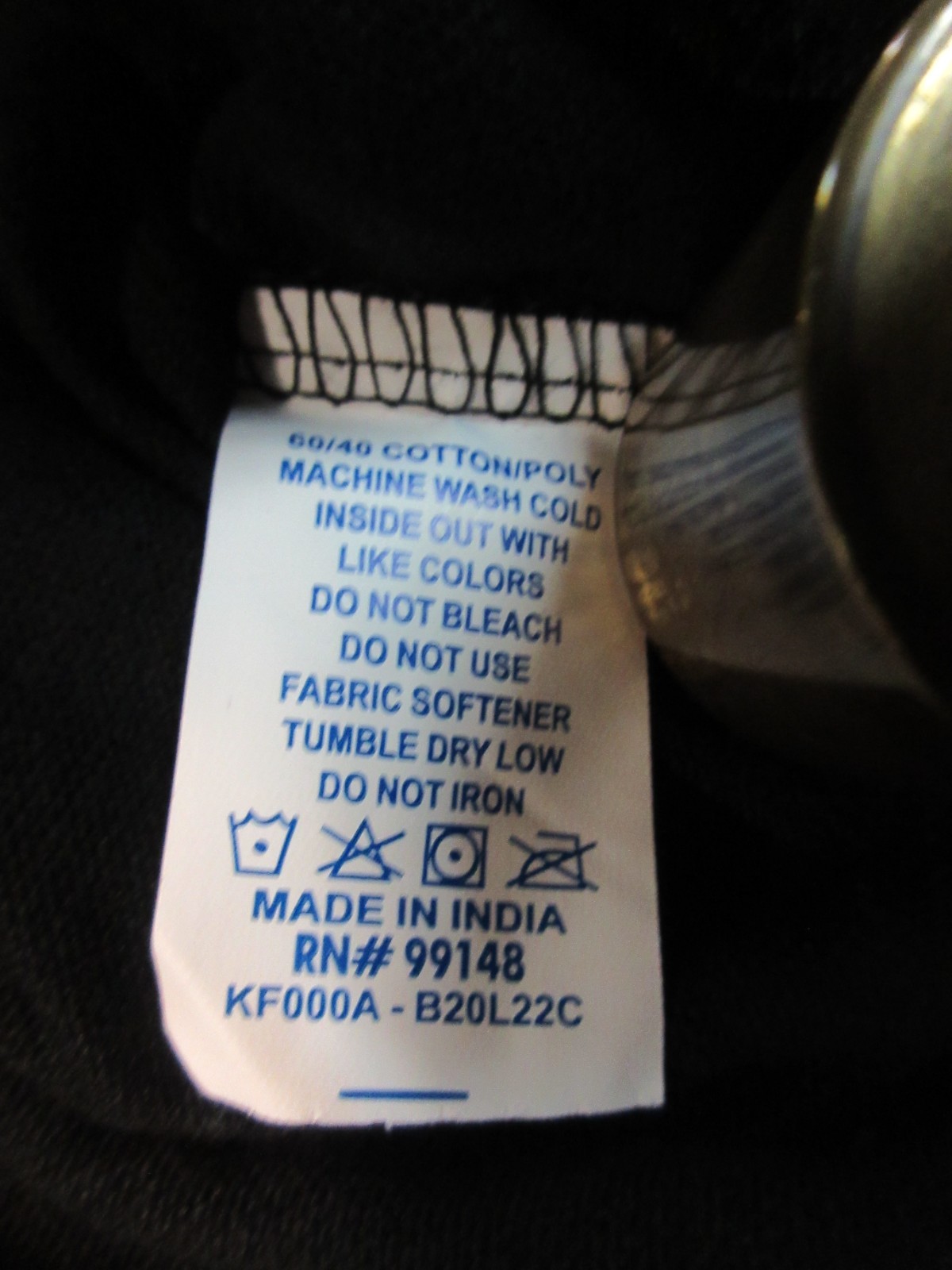 AC / DC OFFICIAL MERCH BACK BLACK CASSETTE BAND CONCERT MUSIC T-SHIRT 2XL / XXL