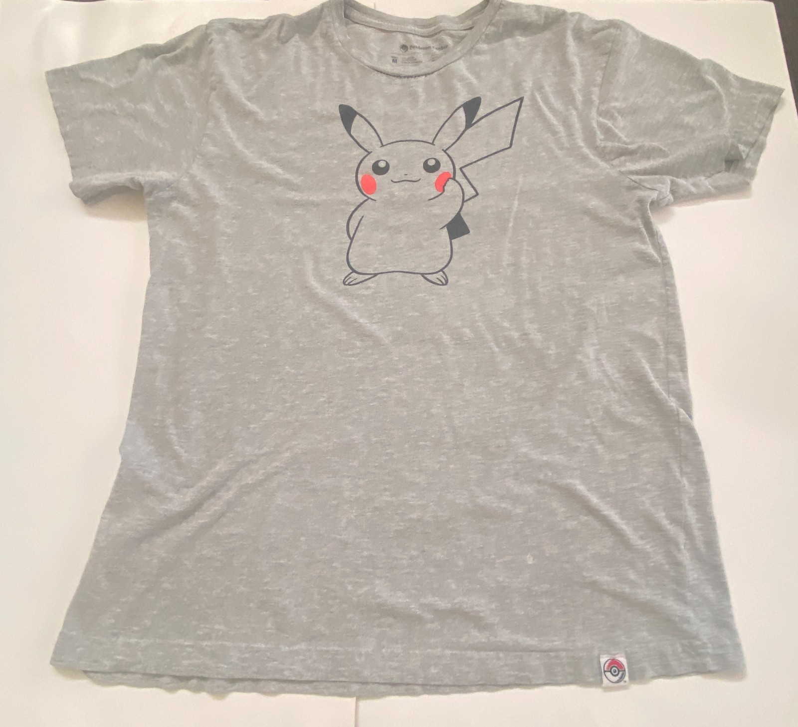 Pokémon Center Pikachu Graphic T-Shirt Adult Medium Gray Front & Back Print