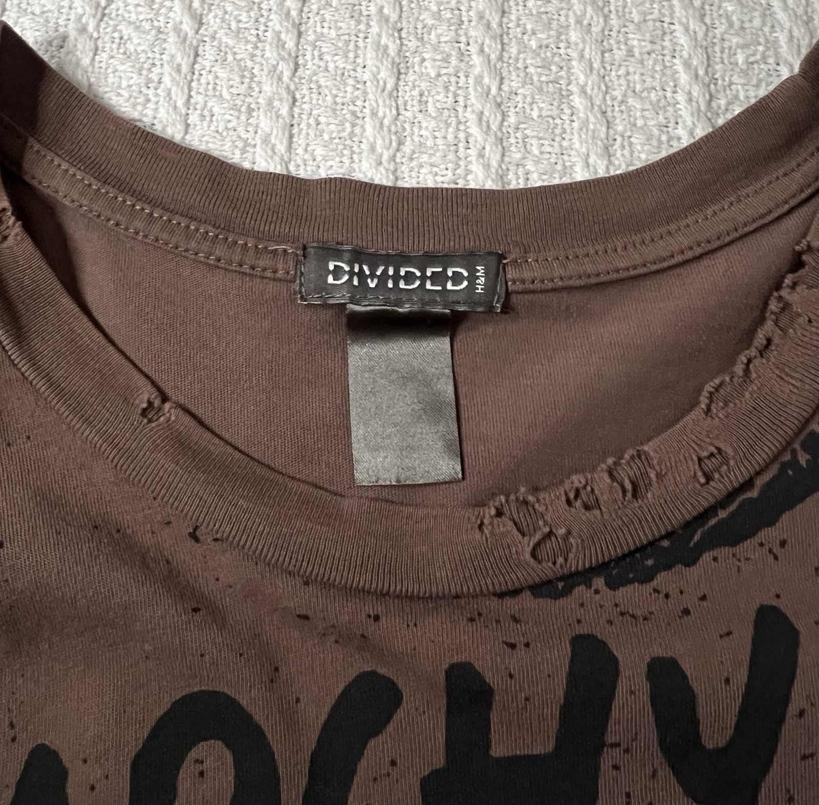 H&M Sex Pistols Anarchy in the UK Shirt LG 21” X 29” Brown Distressed
