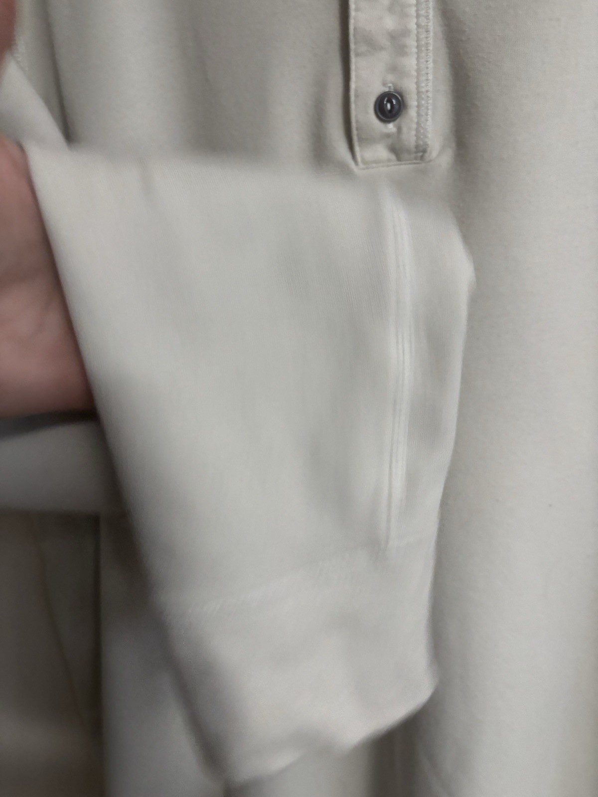 The North Face Crag Henley Shirt – Men’s XL Ivory Performance Layering