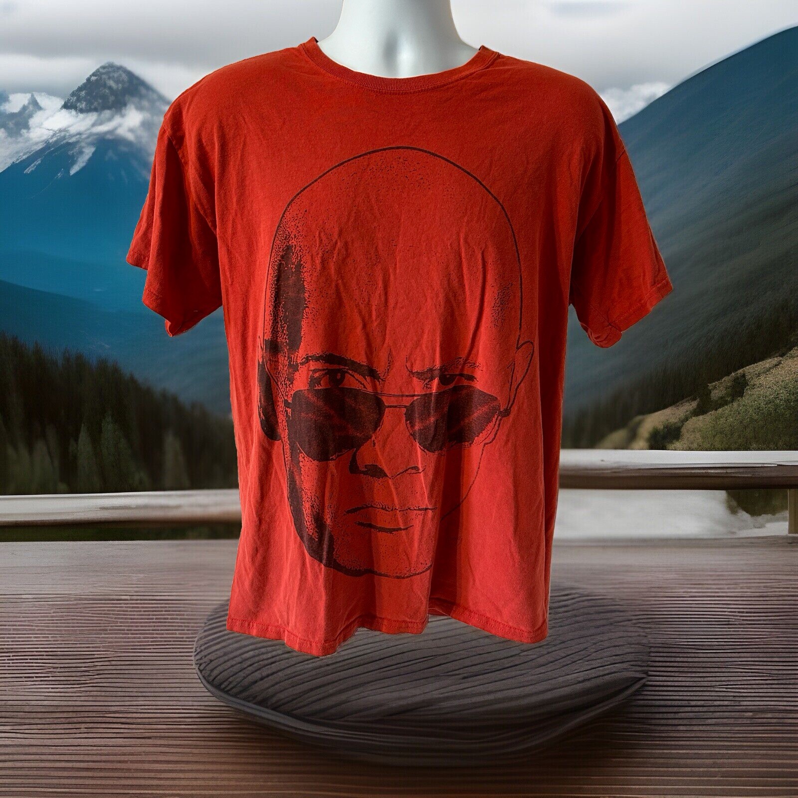 The Rock Dwayne Johnson WWE Shirt Men Large Red Short Sleeve Face Profile